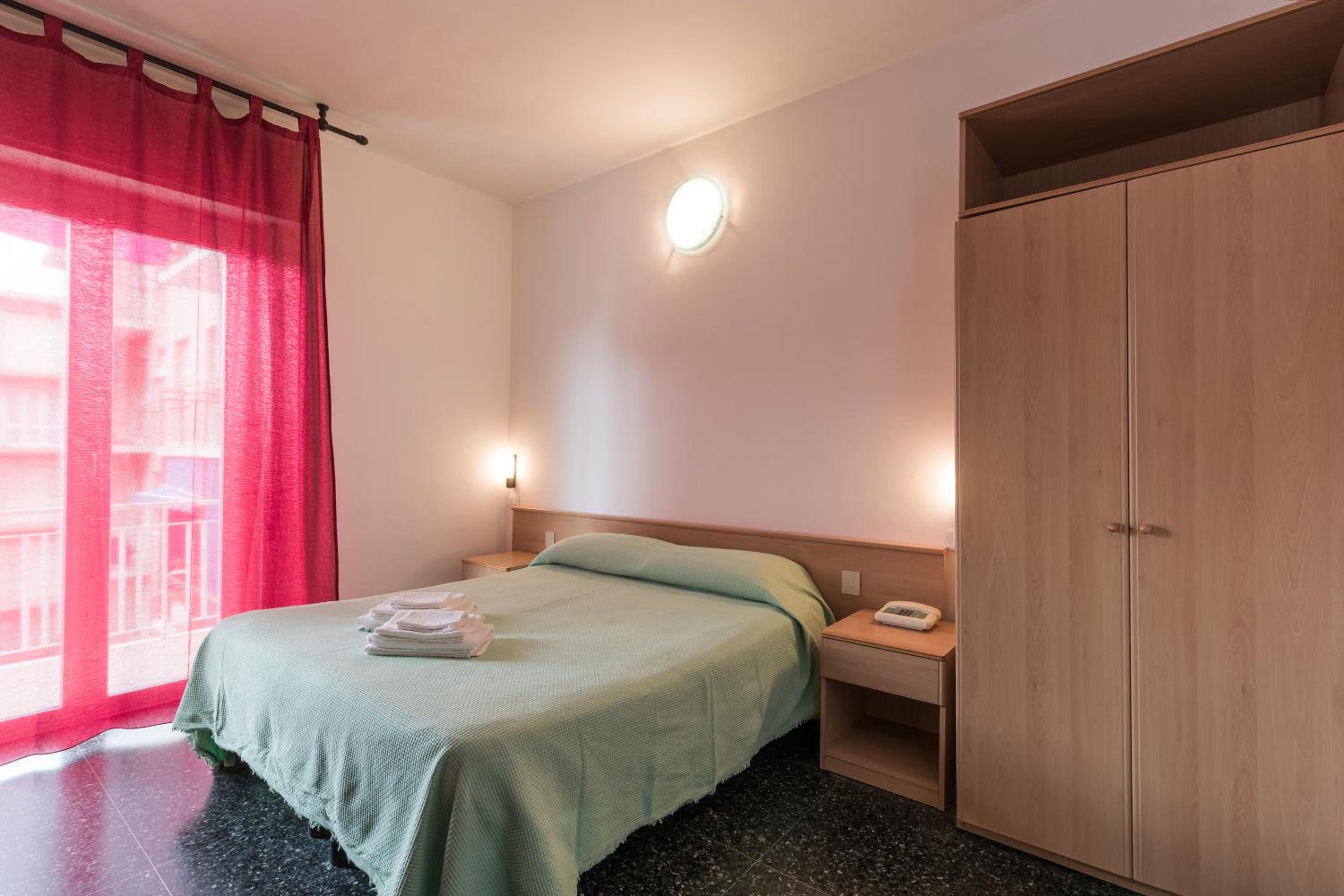 Double or Twin Room with Balcony photo 1