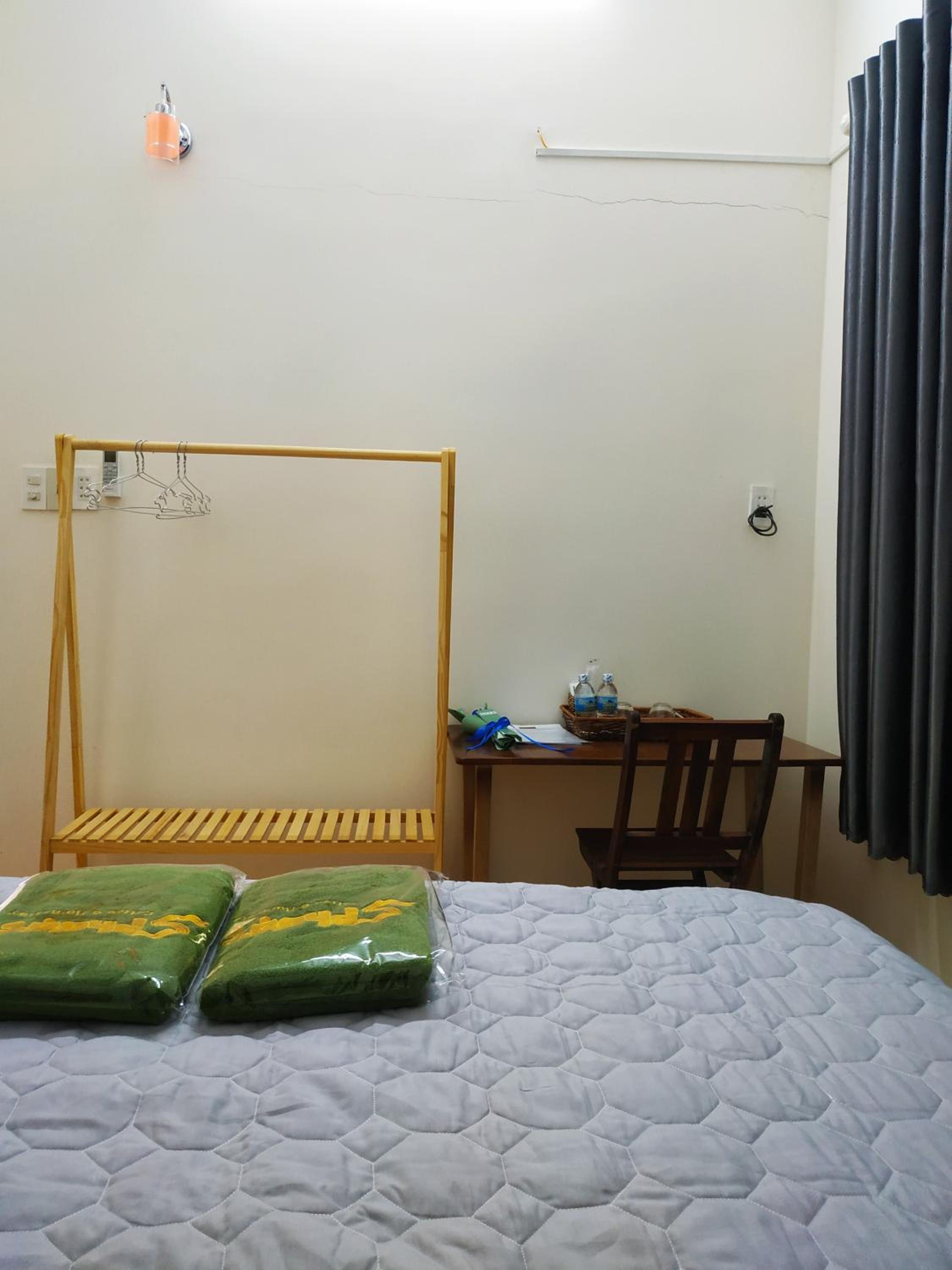 Standard King Room photo 2