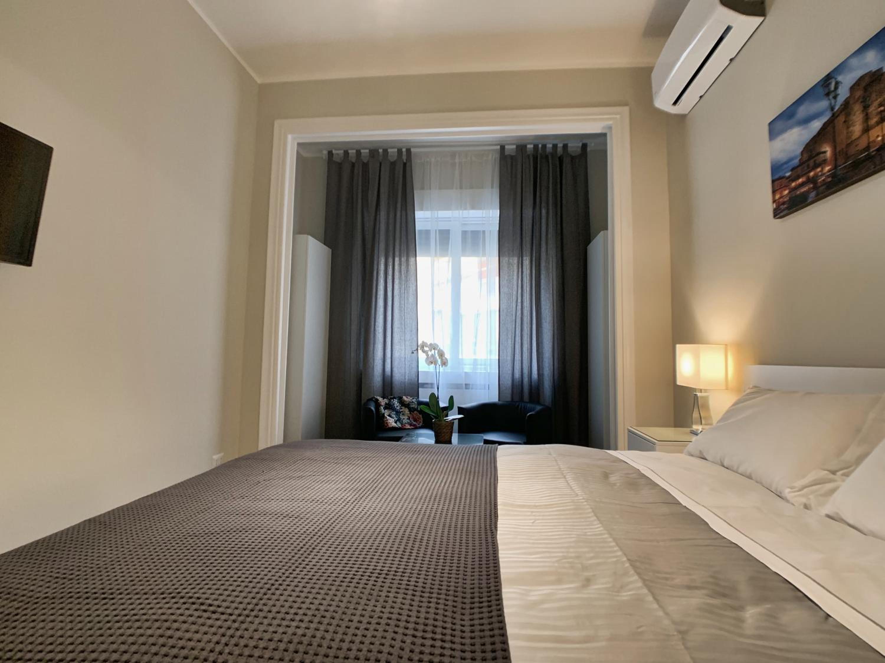 Standard Double Room photo 2