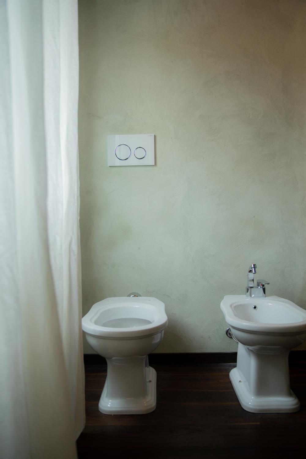 Double Room with Private Bathroom - Photo 9