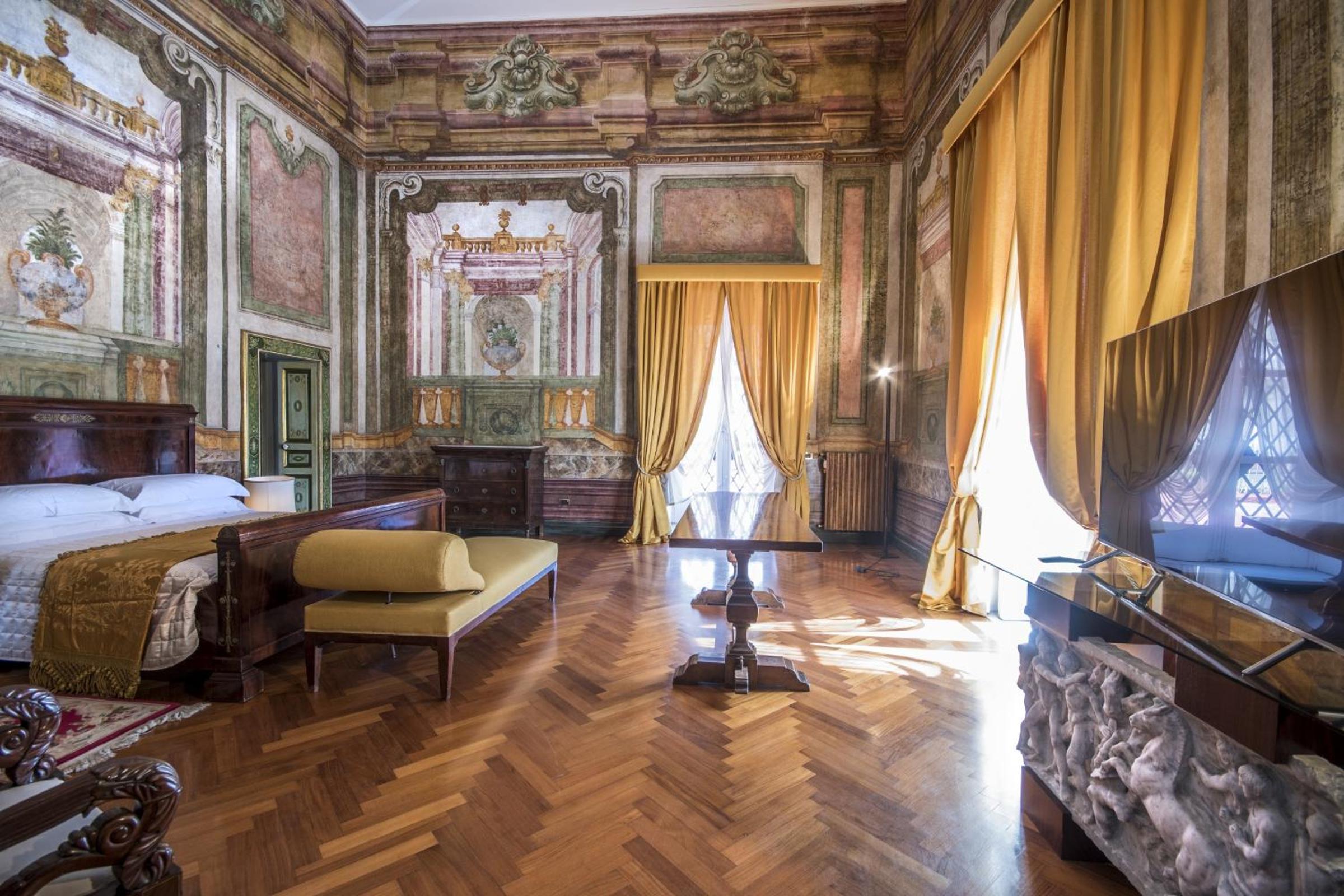 King Suite