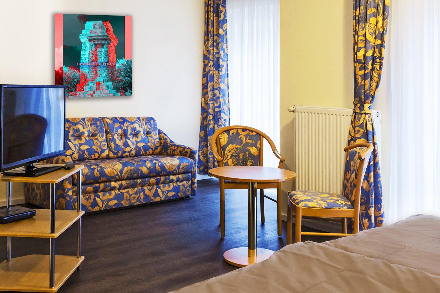 Deluxe Double Room with Bath - Photo 9
