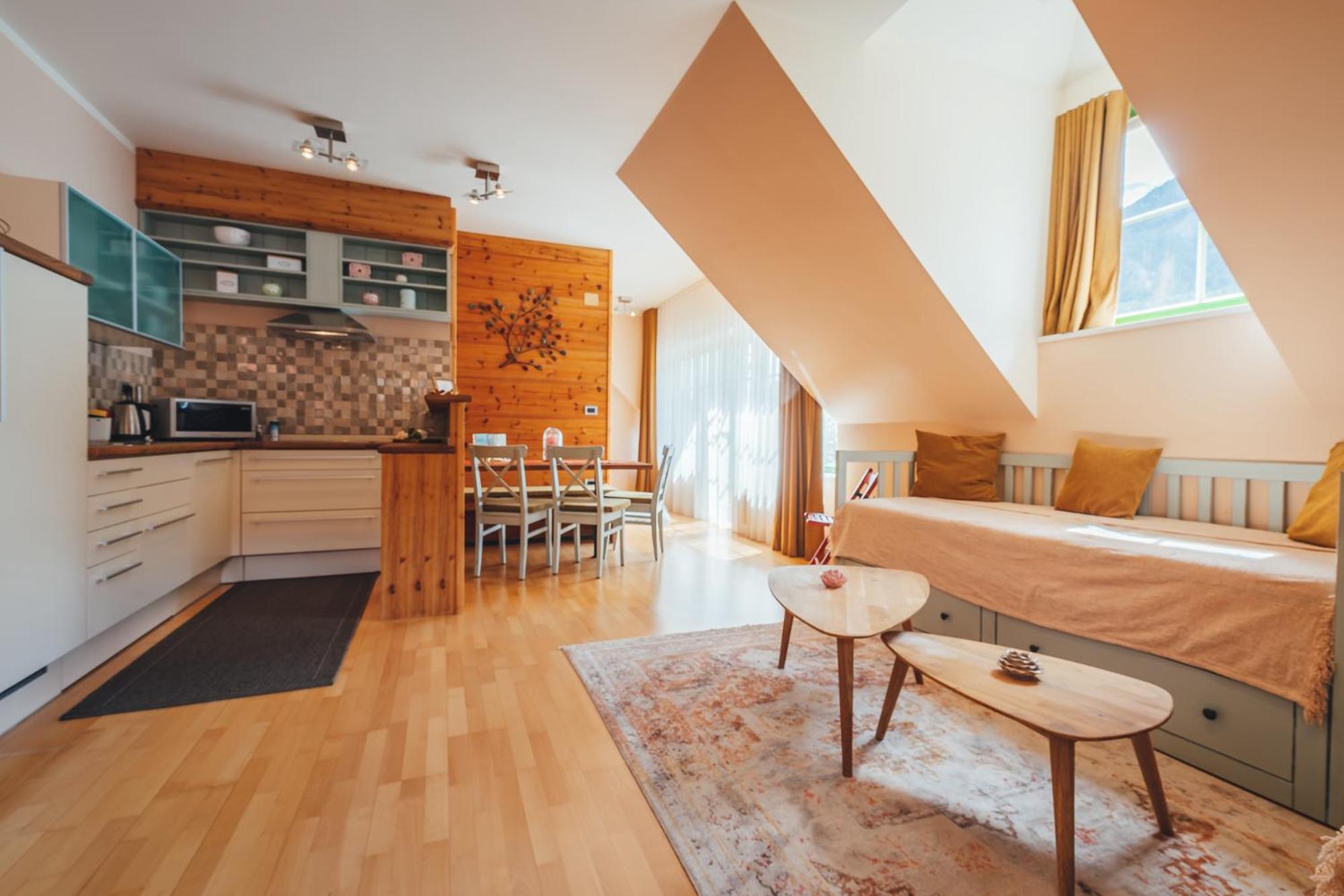 Apartment - Photo 2