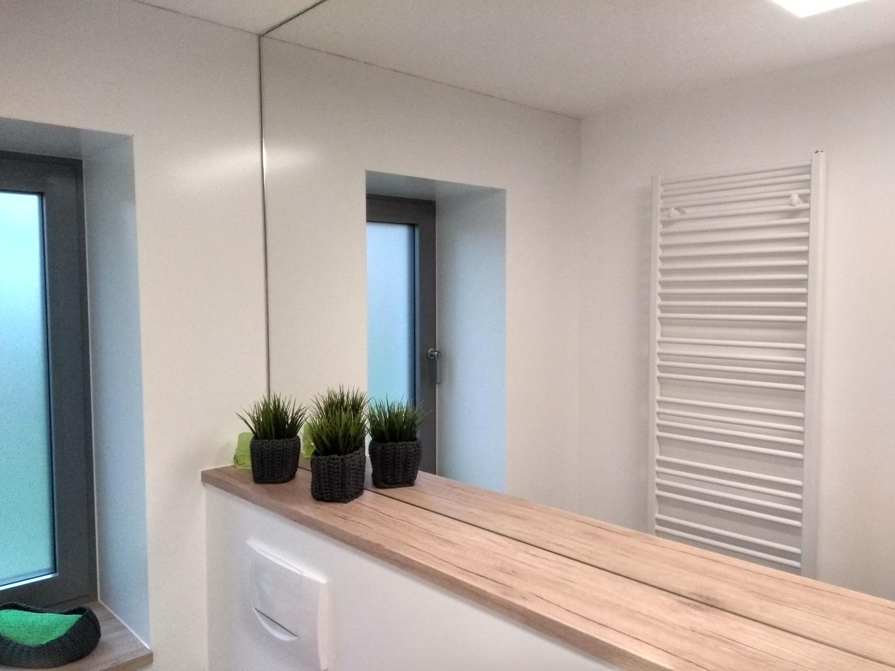 Apartment with Terrace - Photo 16