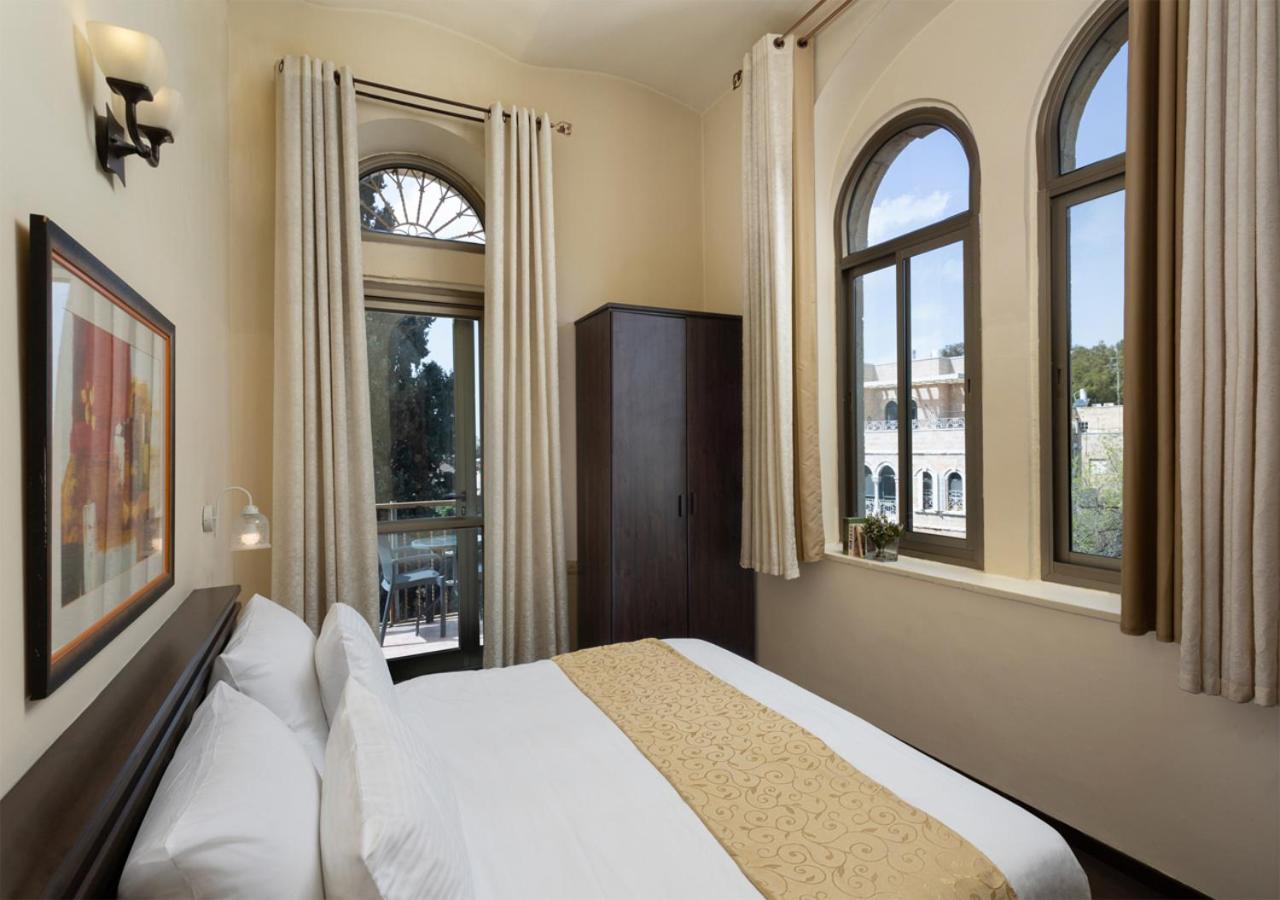 Double or Twin Room - Photo 2