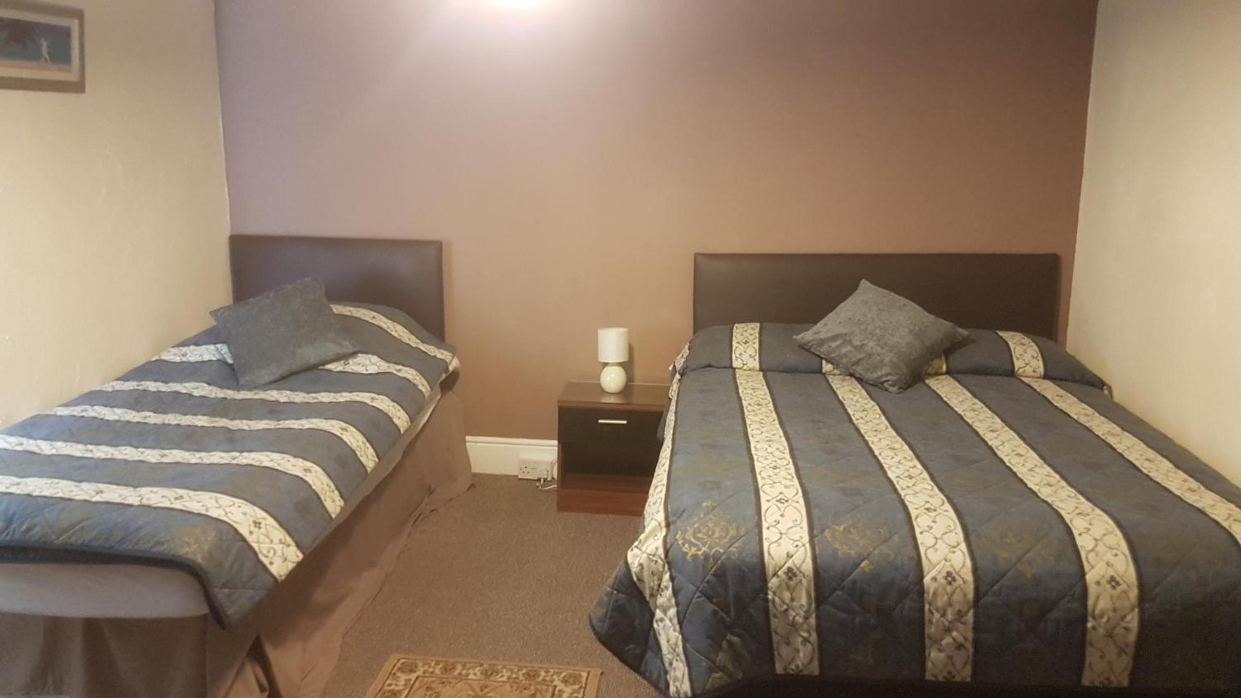 Double or Twin Room with Bathroom photo 3