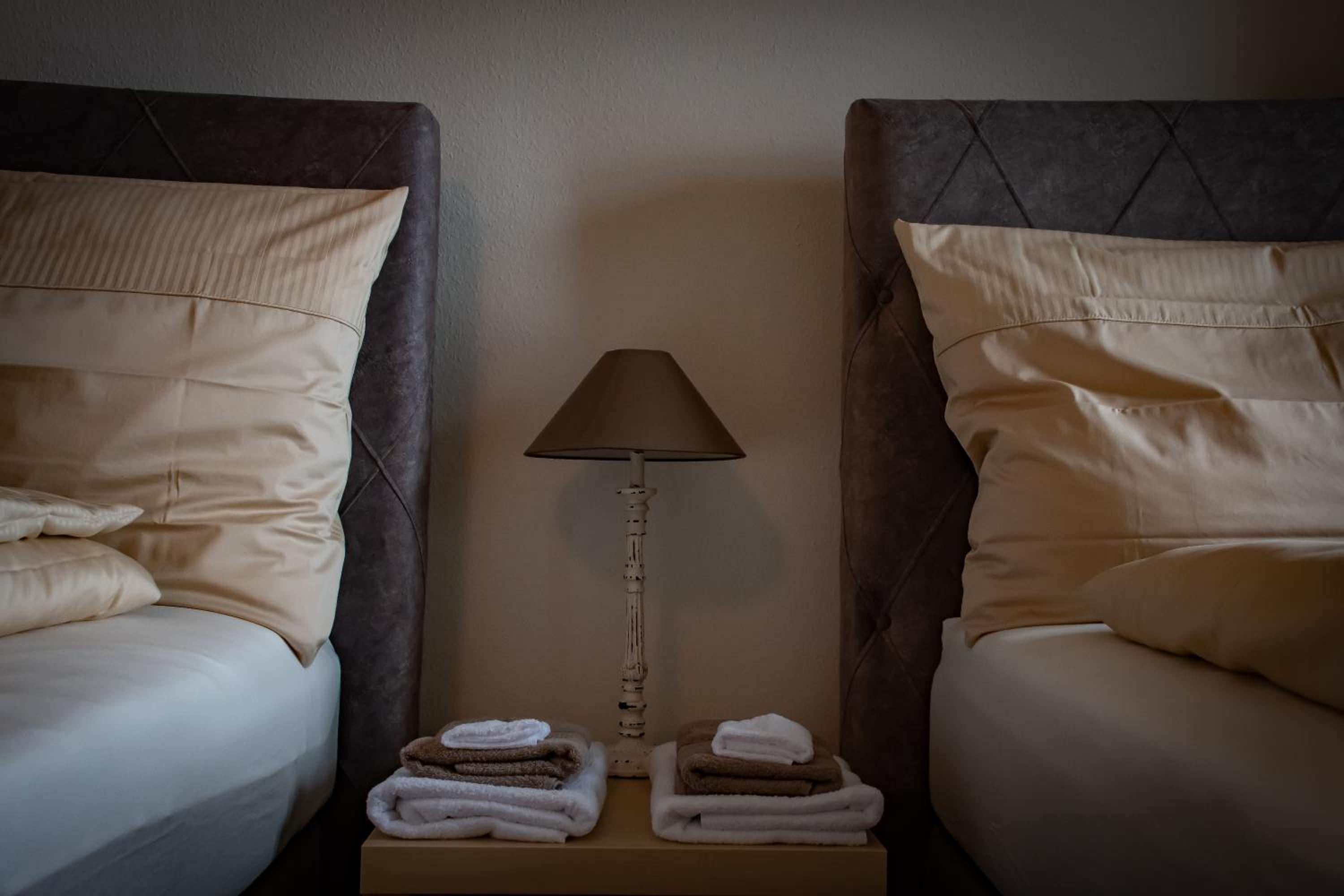 Quadruple Room With Lake View photo 3