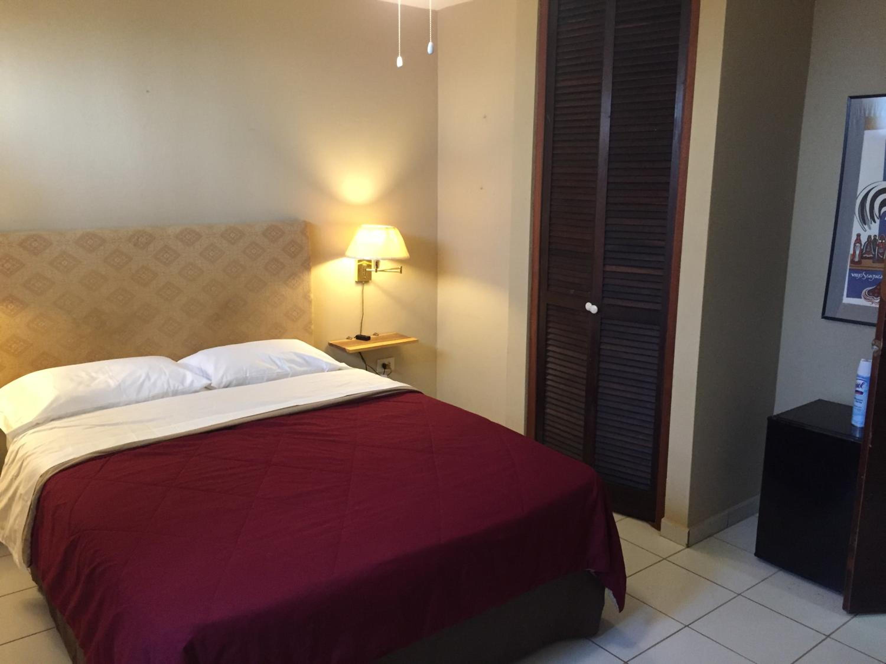 Double Room with Private Bathroom photo 3