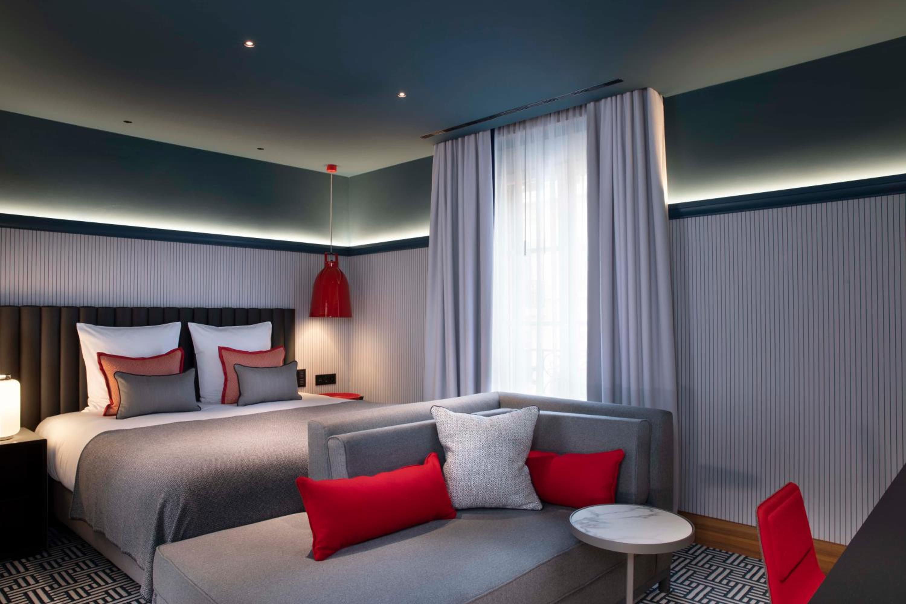 Deluxe Double Room - Photo 8