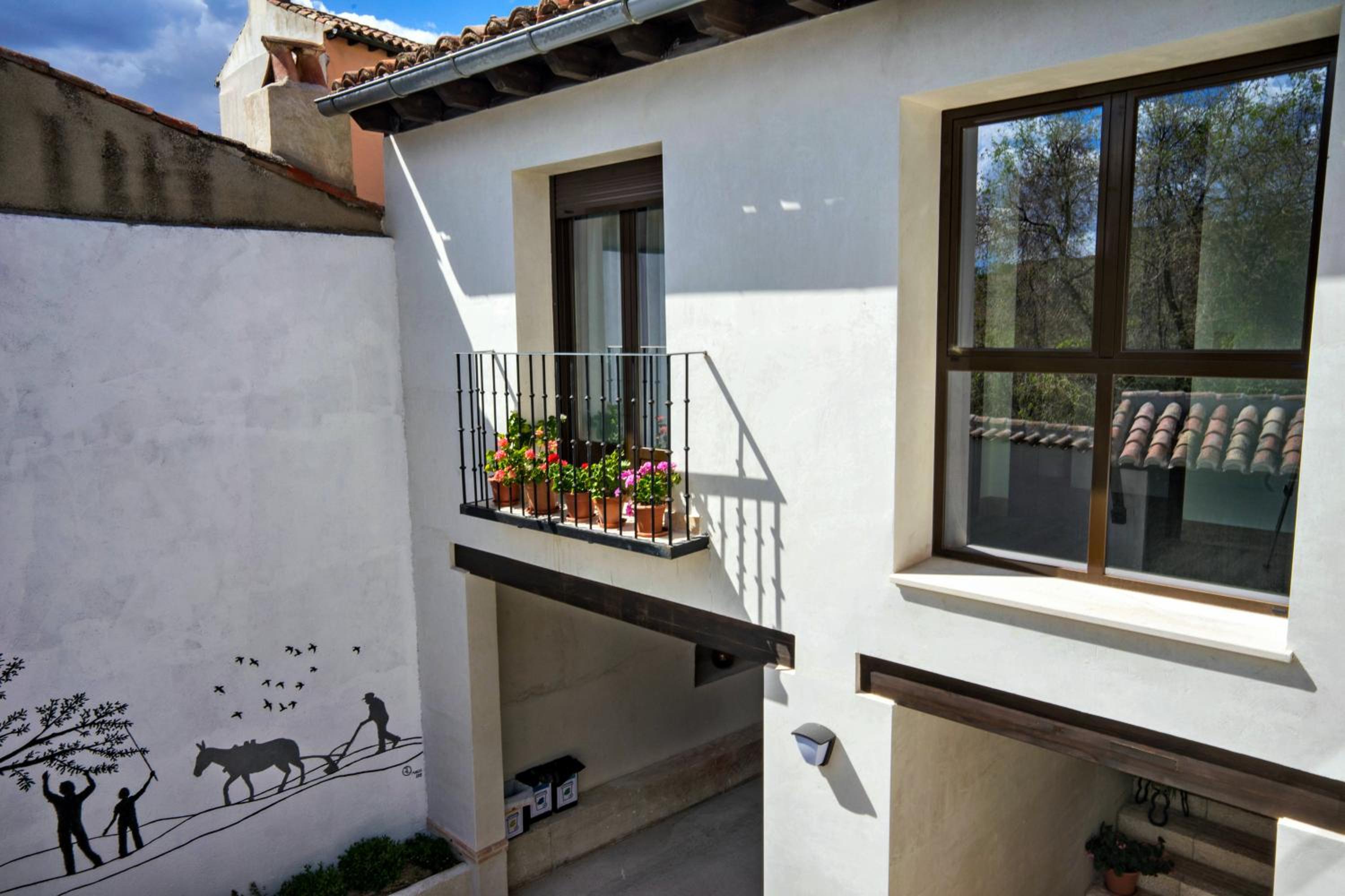 Three-Bedroom House - Photo 50