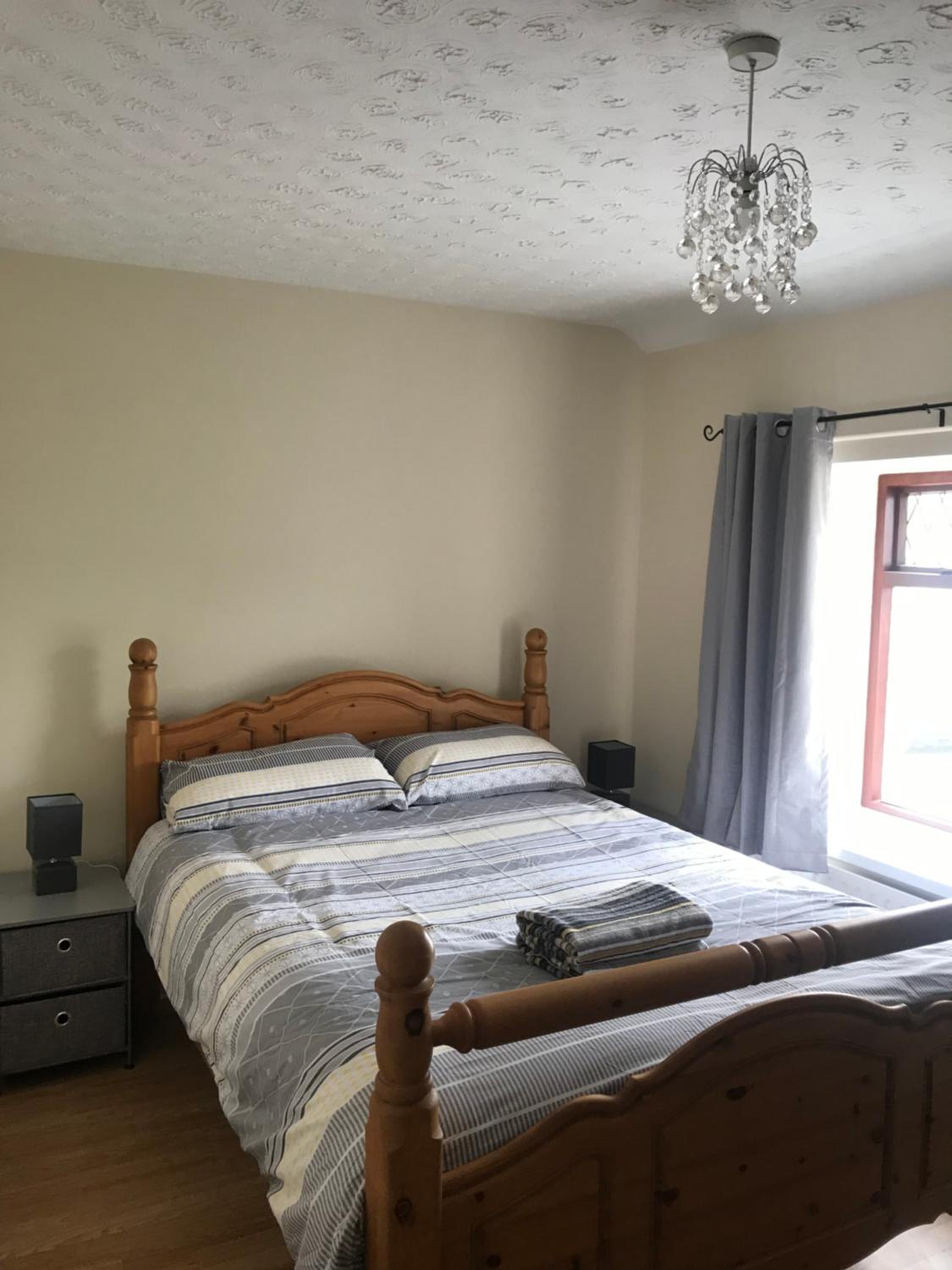 Four-Bedroom House photo 2