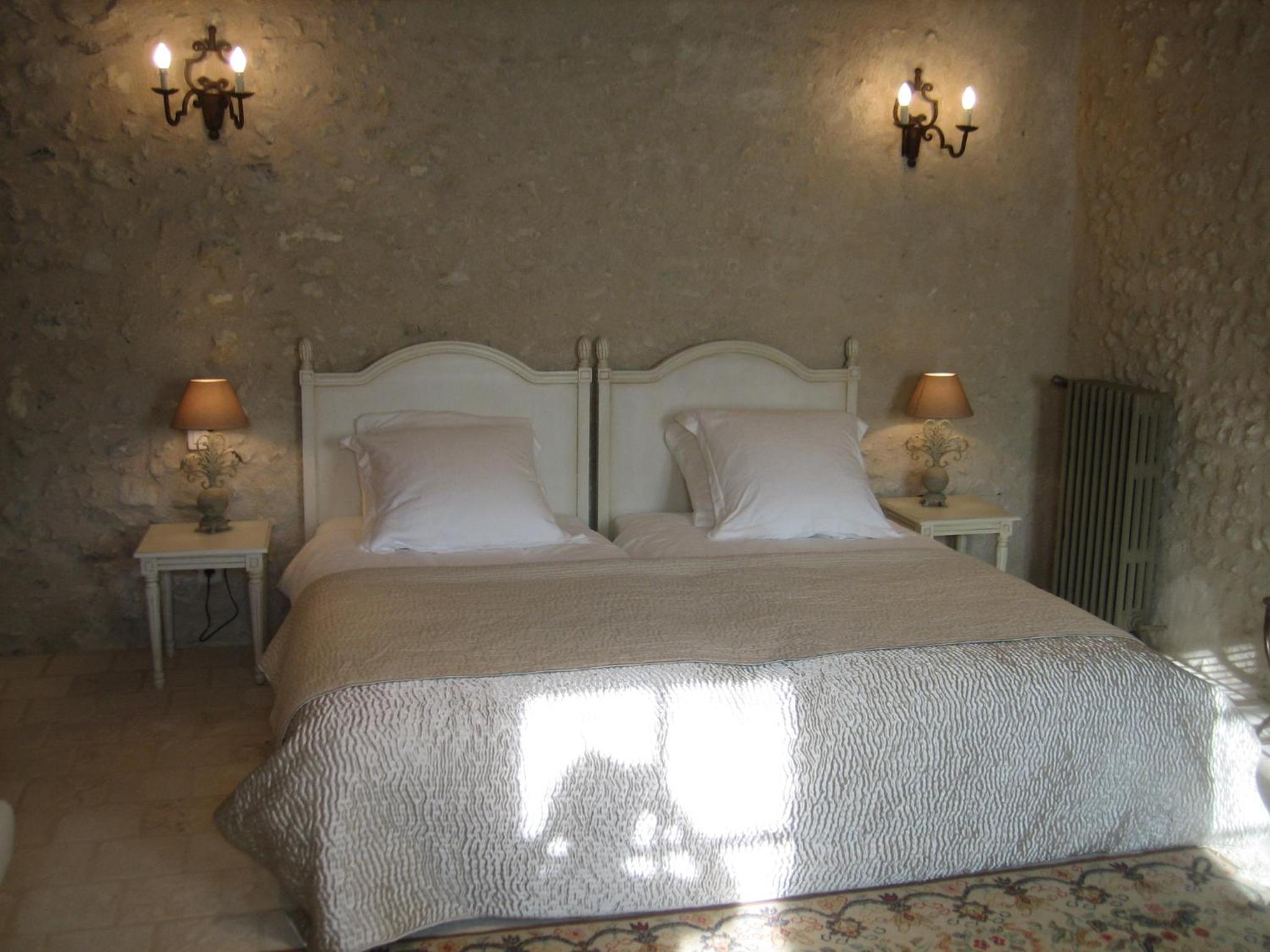 Twin Room with Private Bathroom photo 1