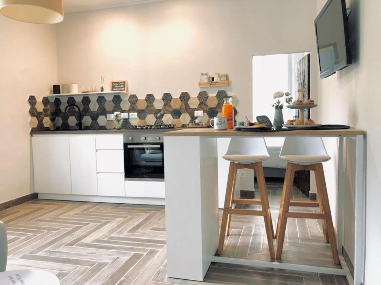 One-Bedroom Apartment - Photo 26