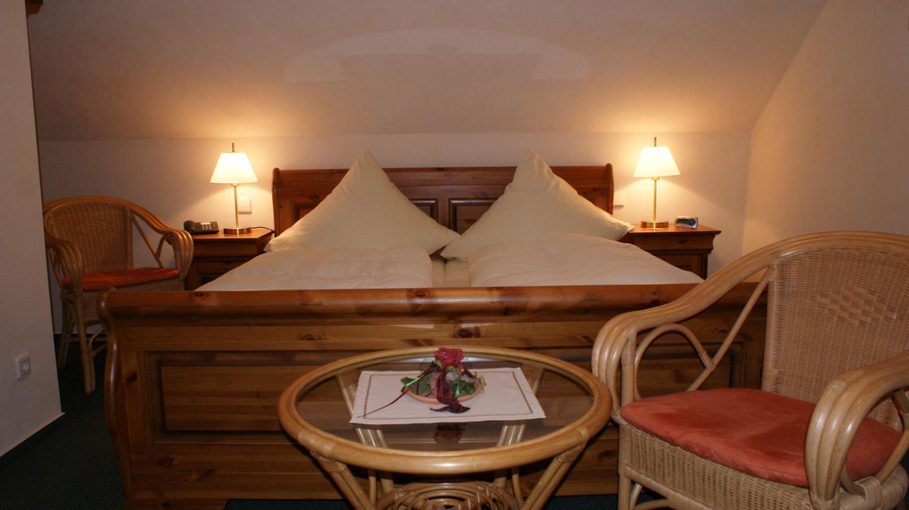 Standard Double Room - Photo 7