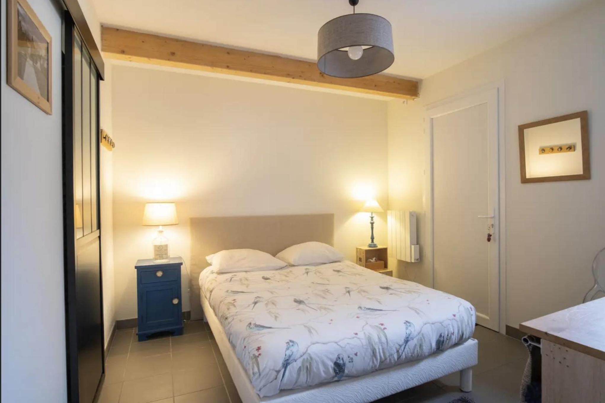 Double Room with Park View - Photo 10