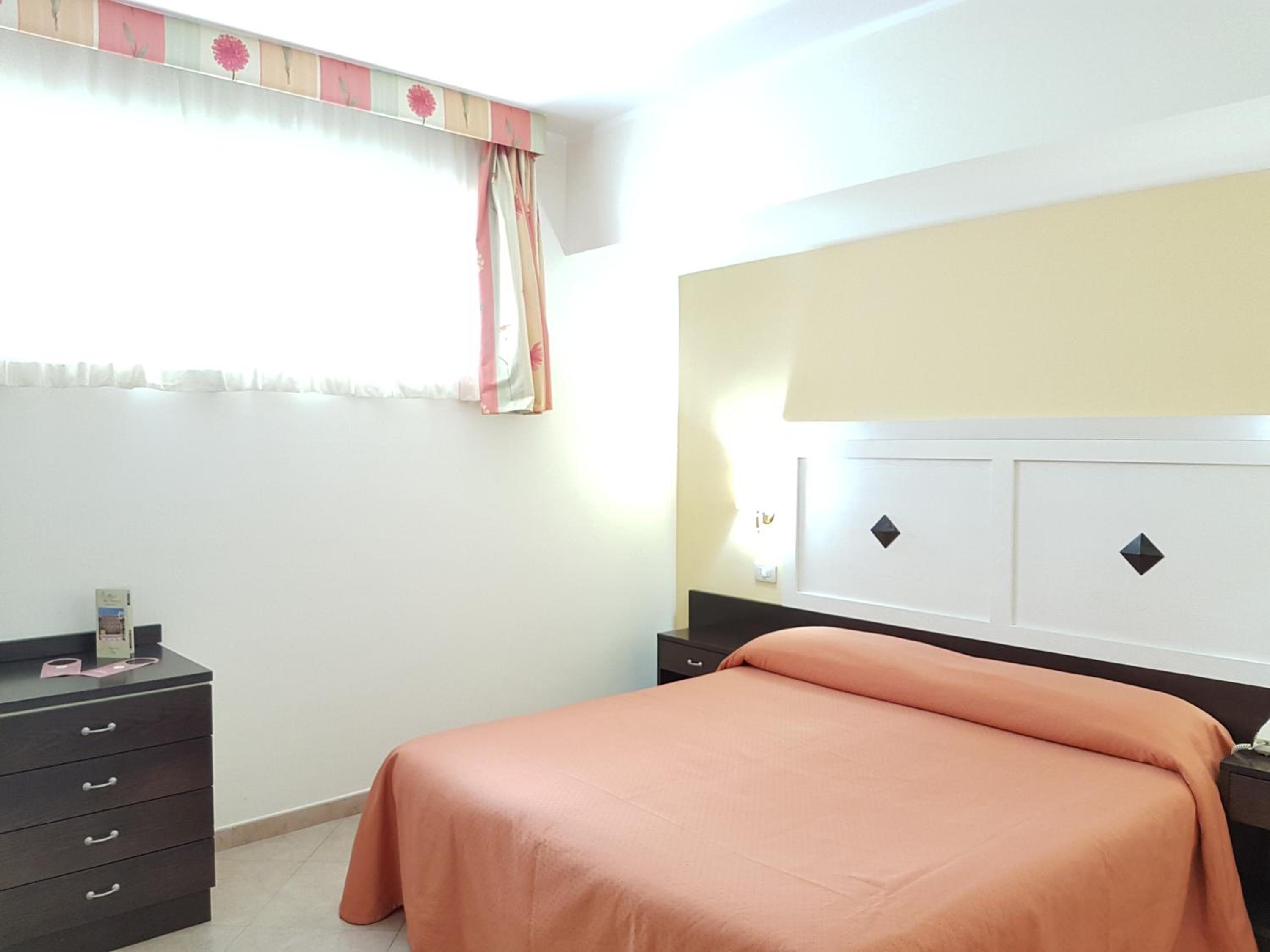 Economy Double or Twin Room