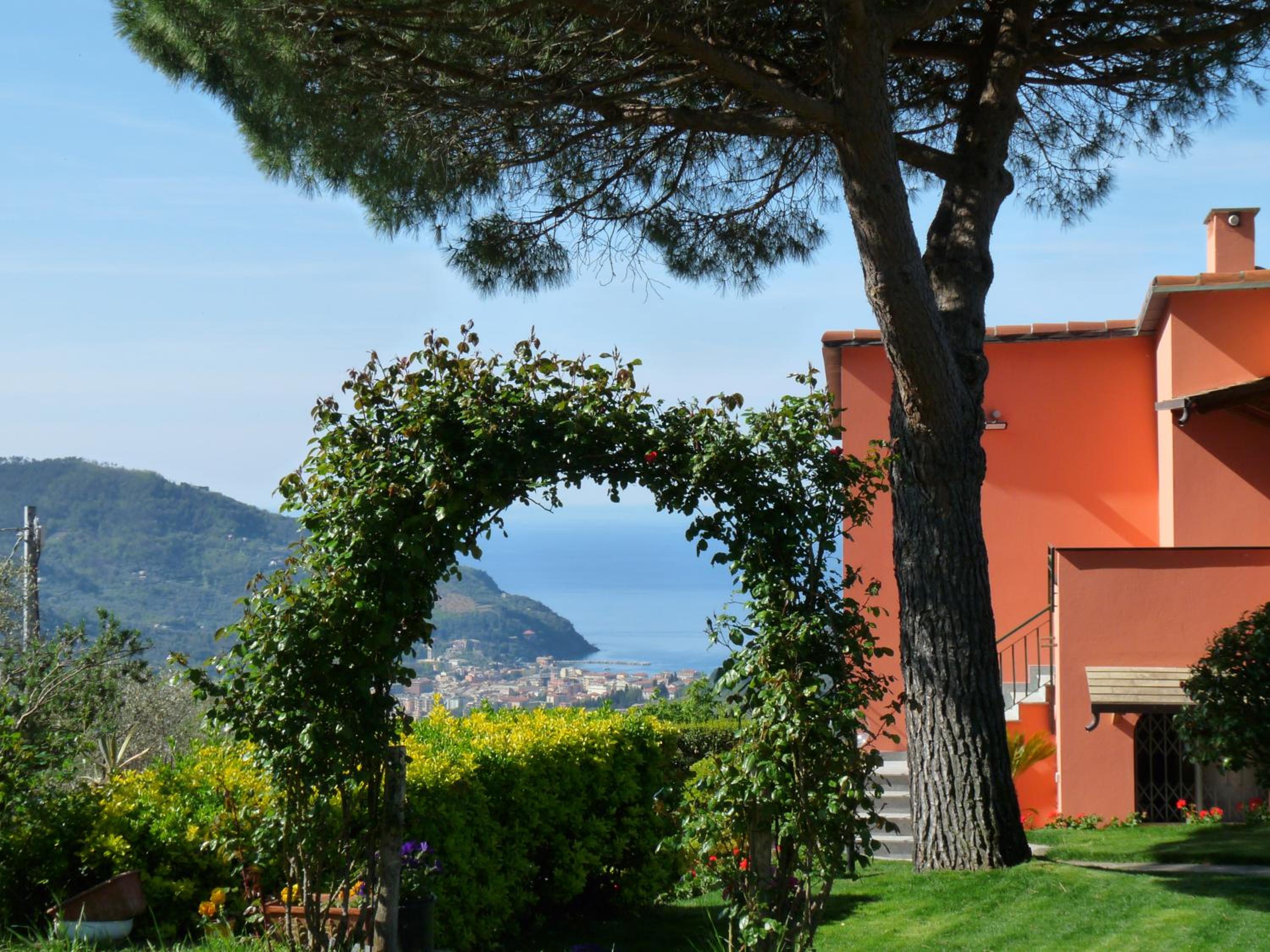 Double Room with Balcony and Sea View photo 2
