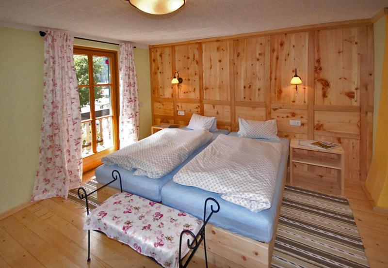 Deluxe Double Room with Shower - Photo 1