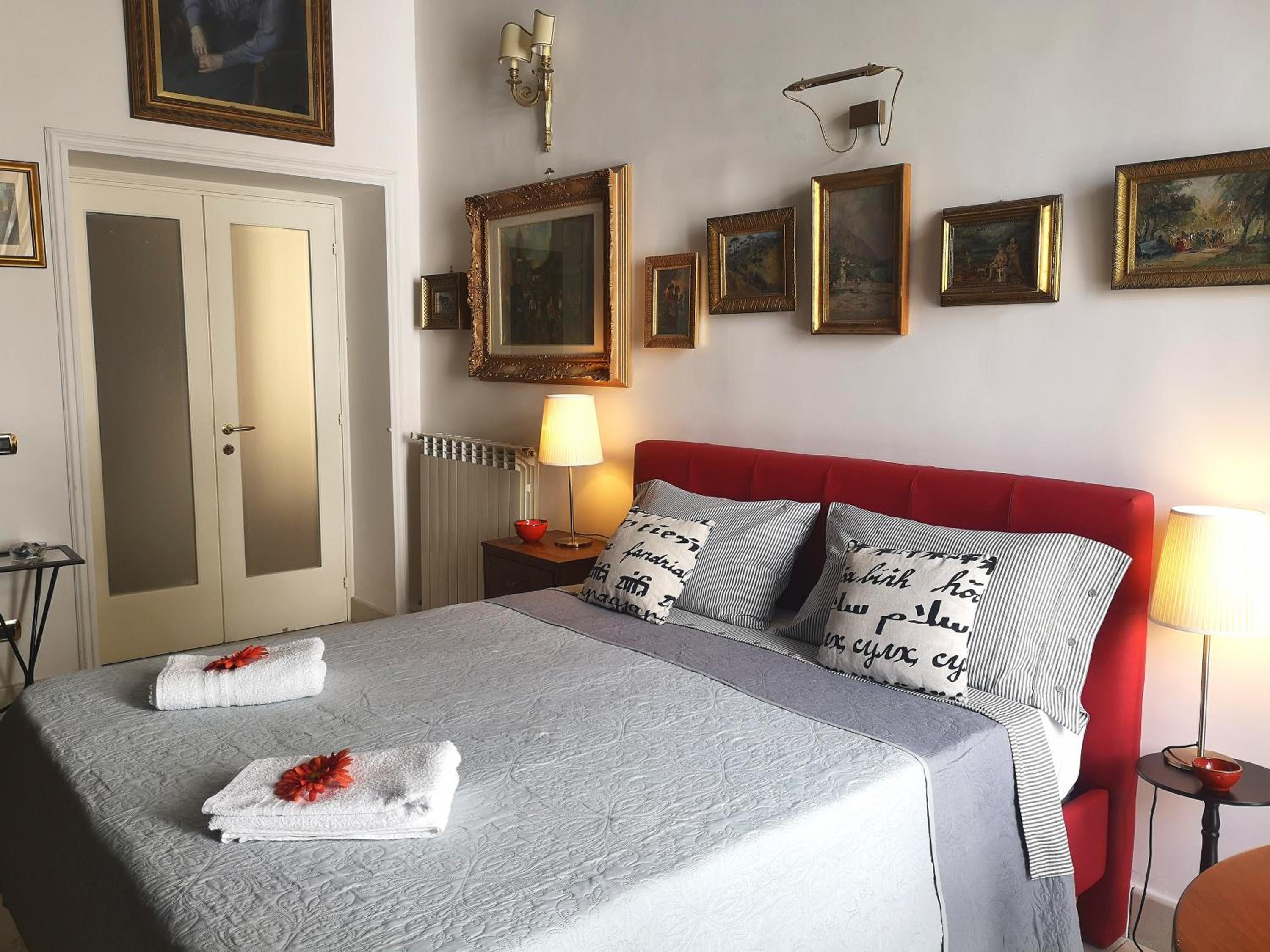 Queen Room with Balcony