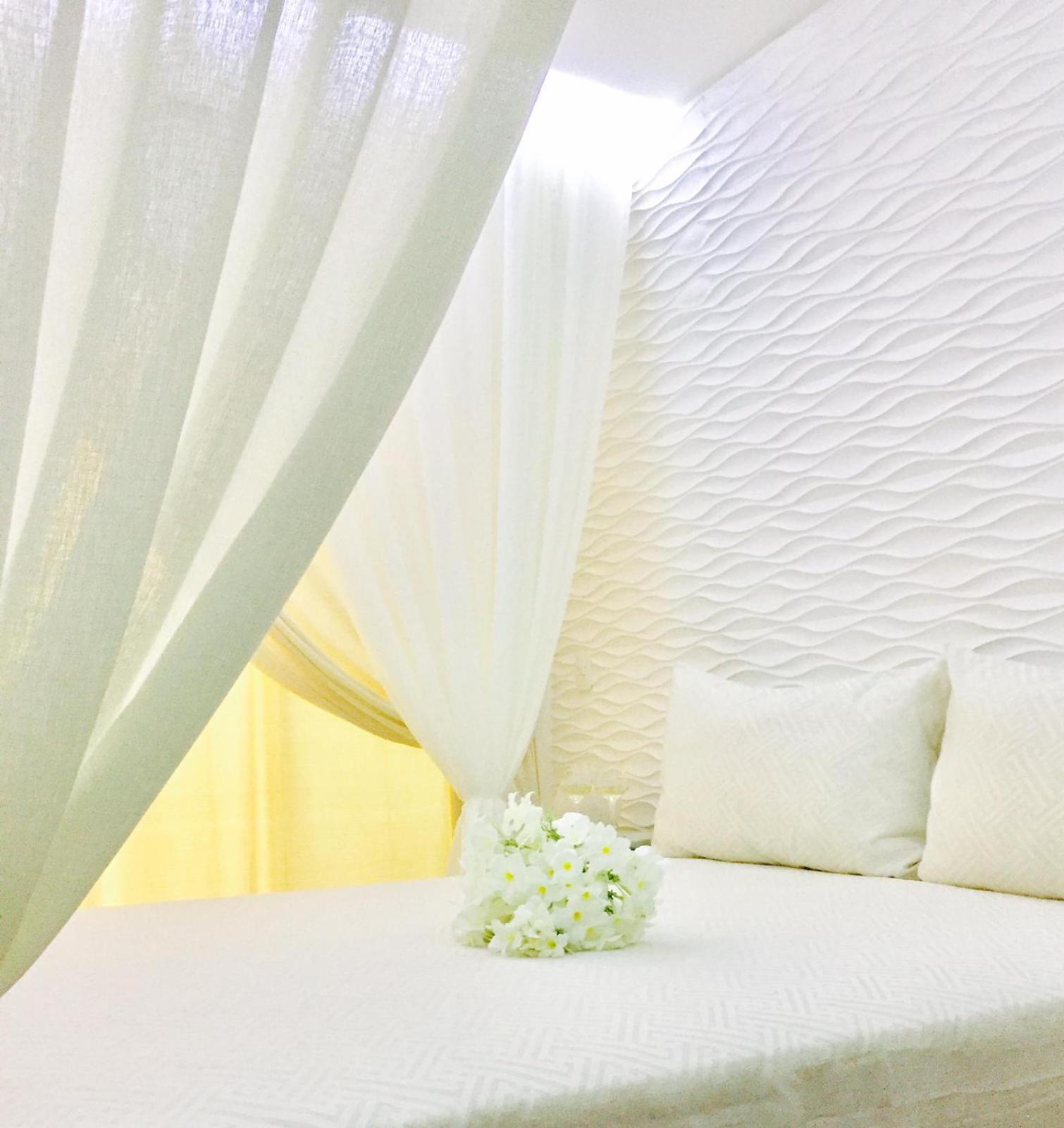 Standard Suite - Photo 2