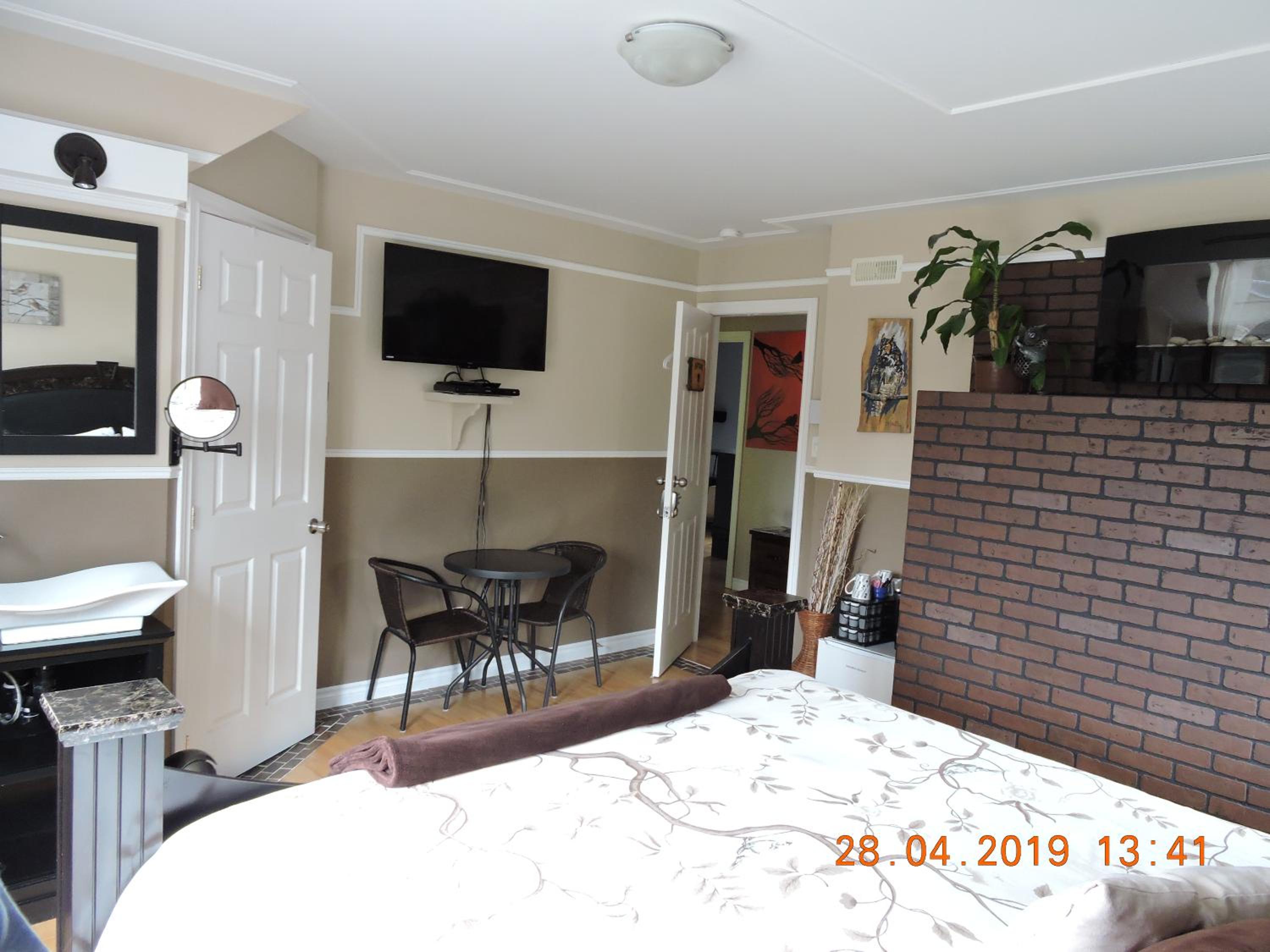 Deluxe King Room photo 3