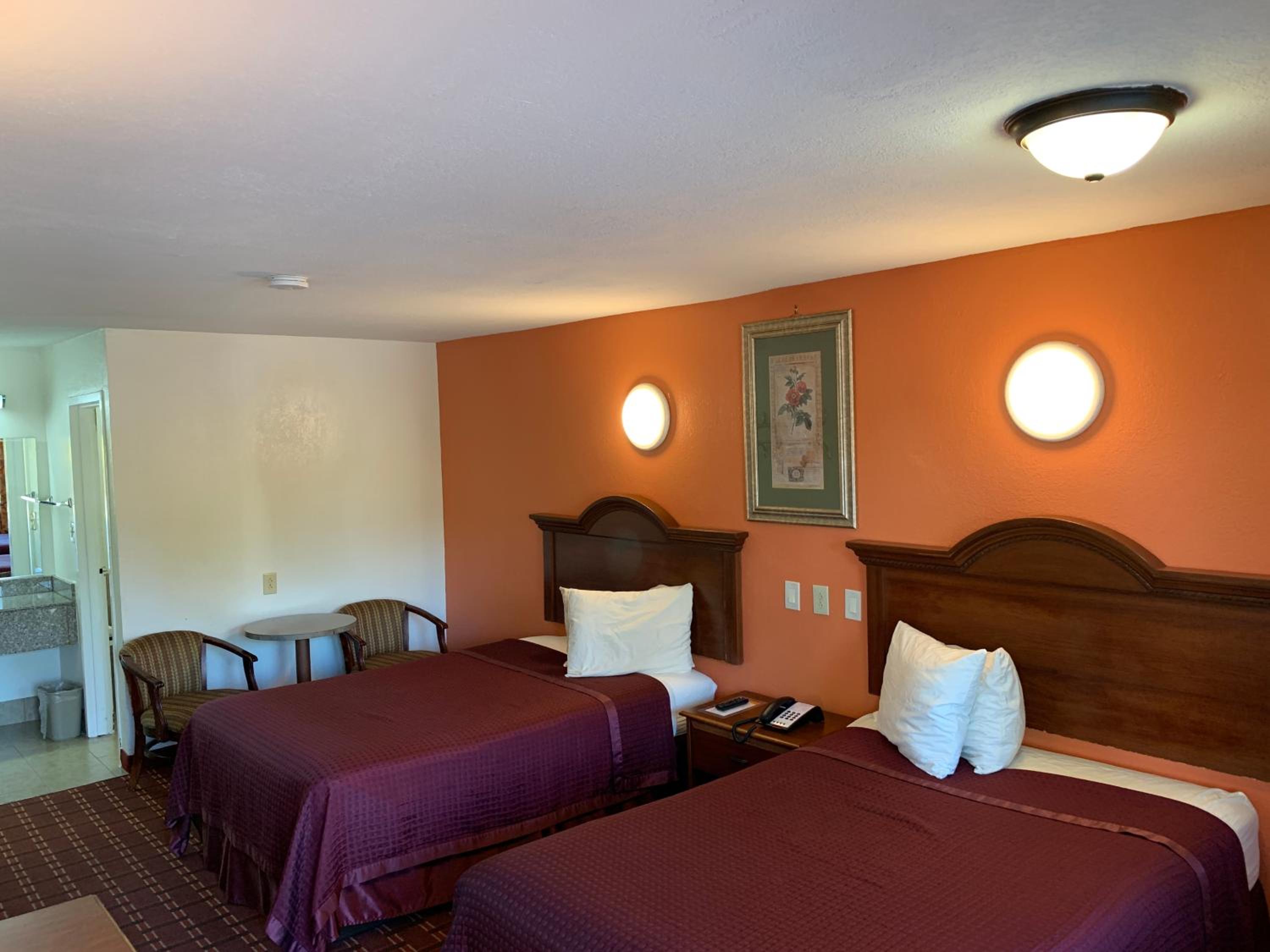 Double Room with Two Double Beds - Non-Smoking - Photo 8