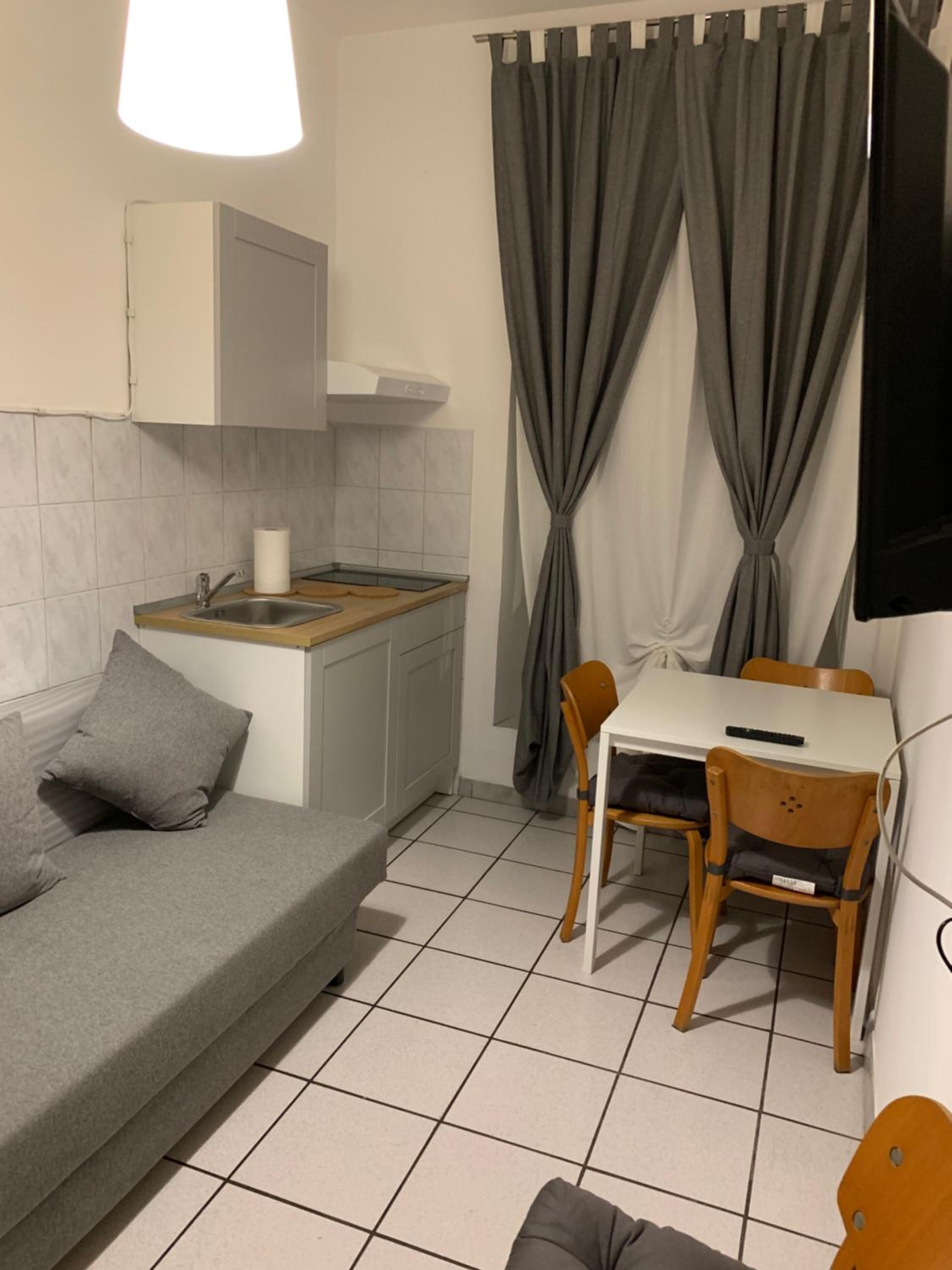 Apartment - Photo 2