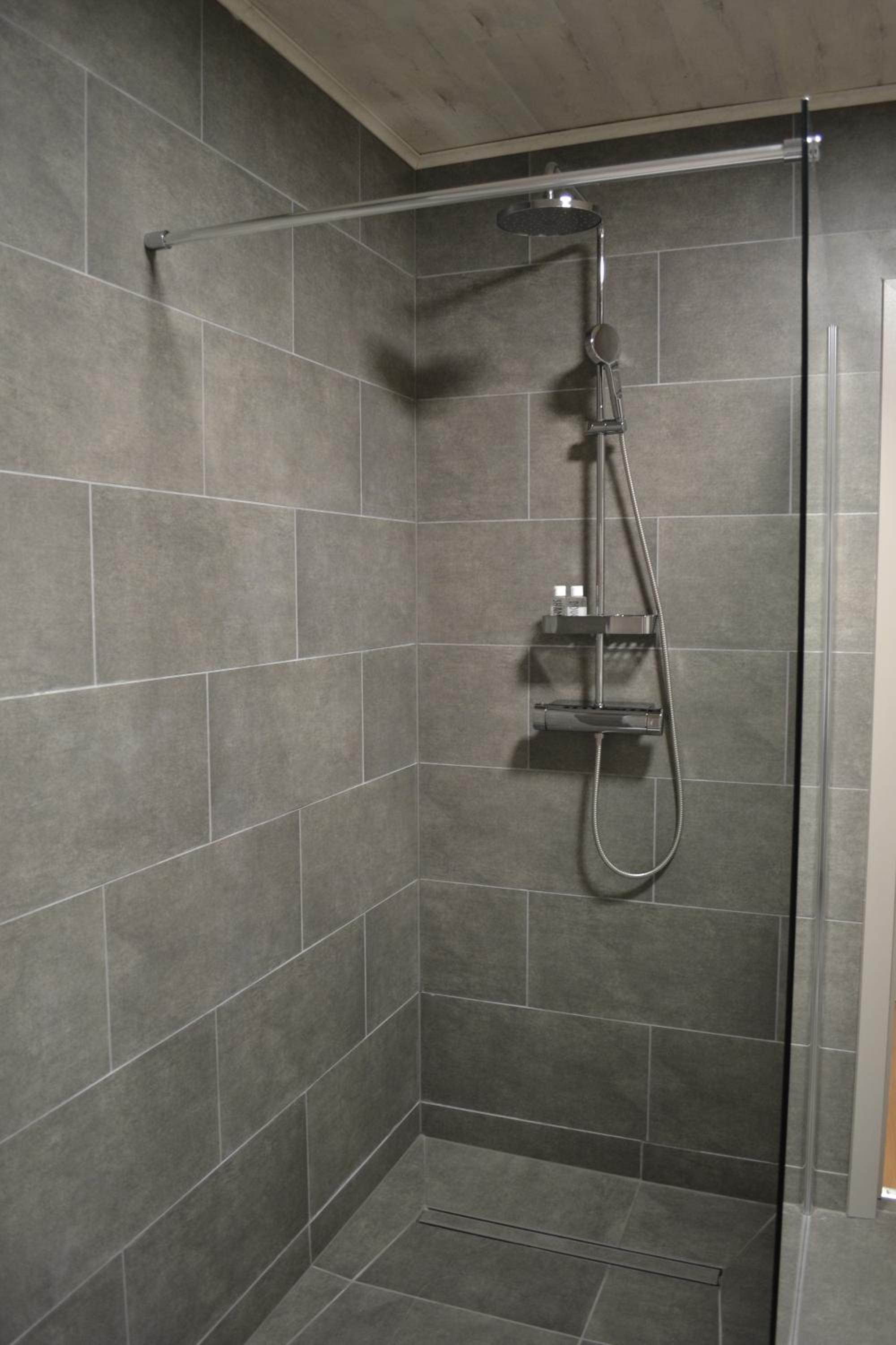 Double or Twin Room with Private Bathroom photo 2