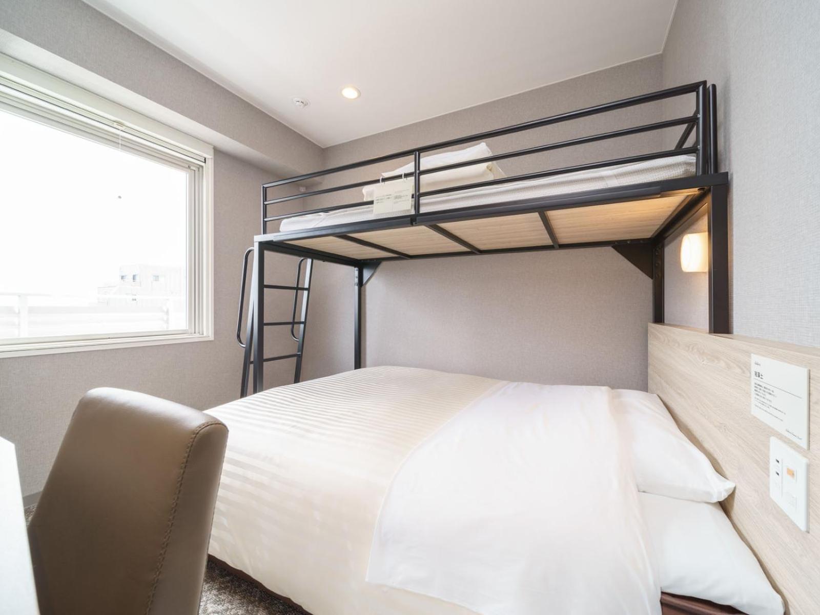 Room with Double Bed and Bunk Bed - Photo 5