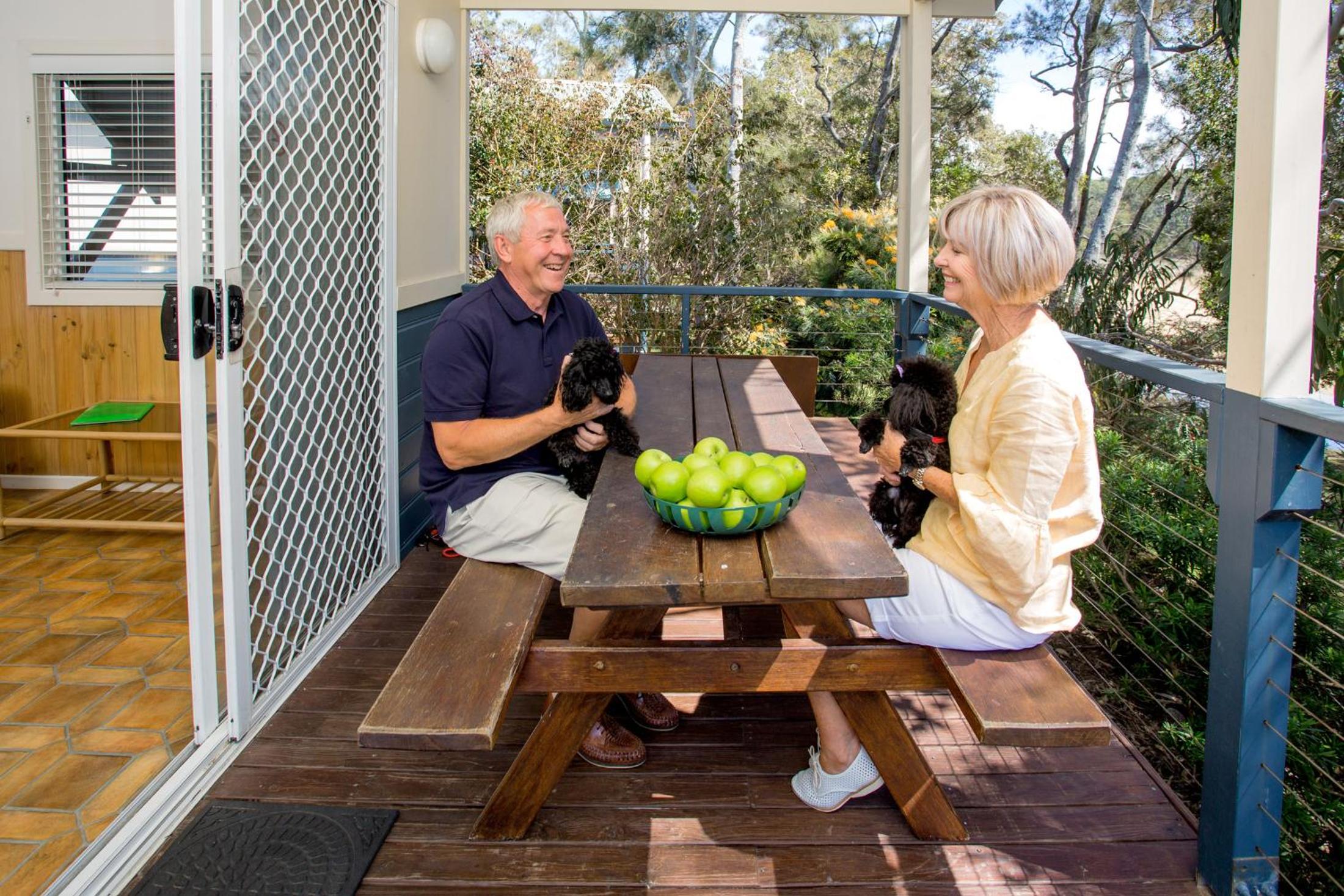 Pet Friendly Villa with Water View