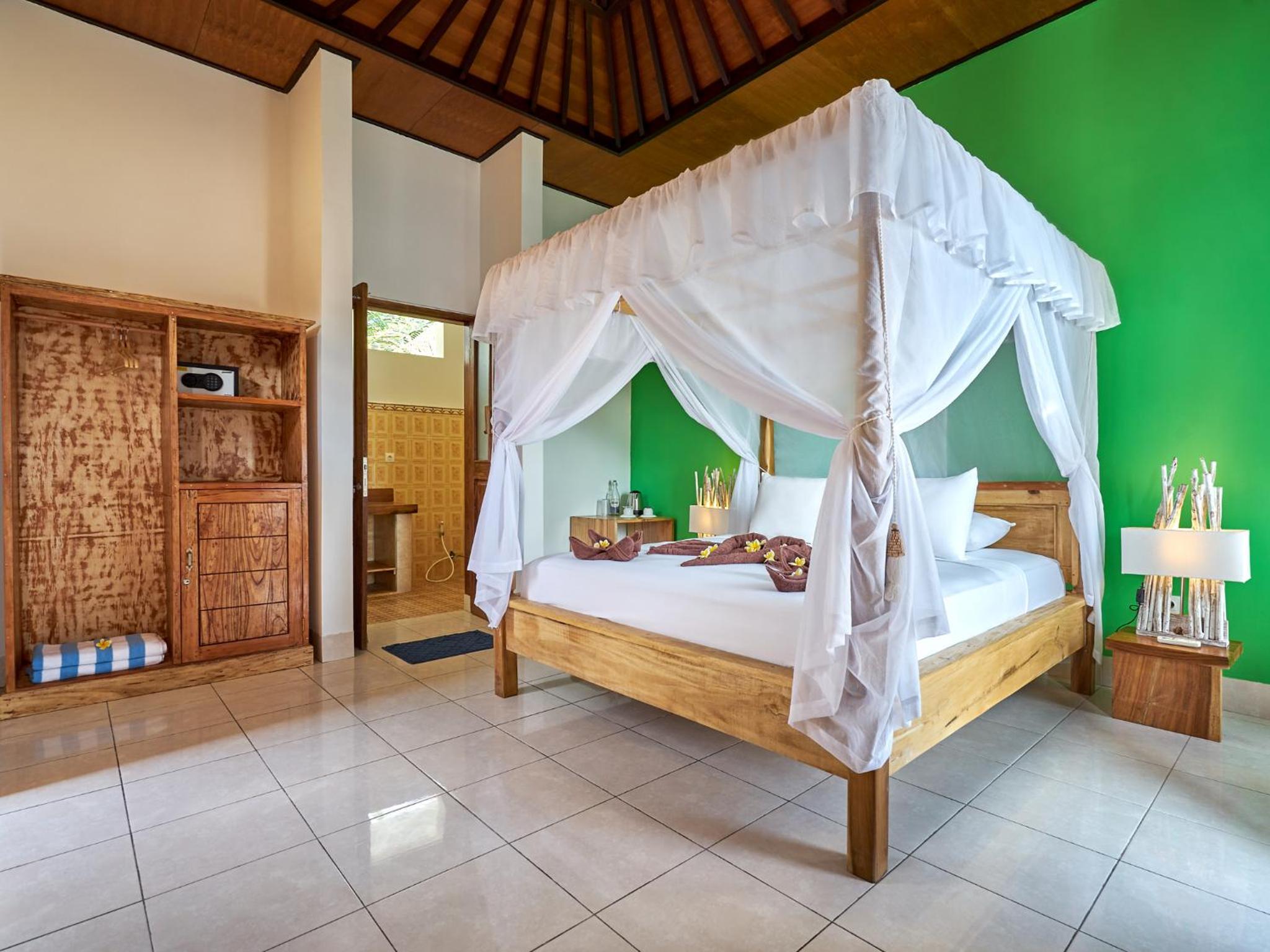 Double or Twin Room with Sea View - Photo 4