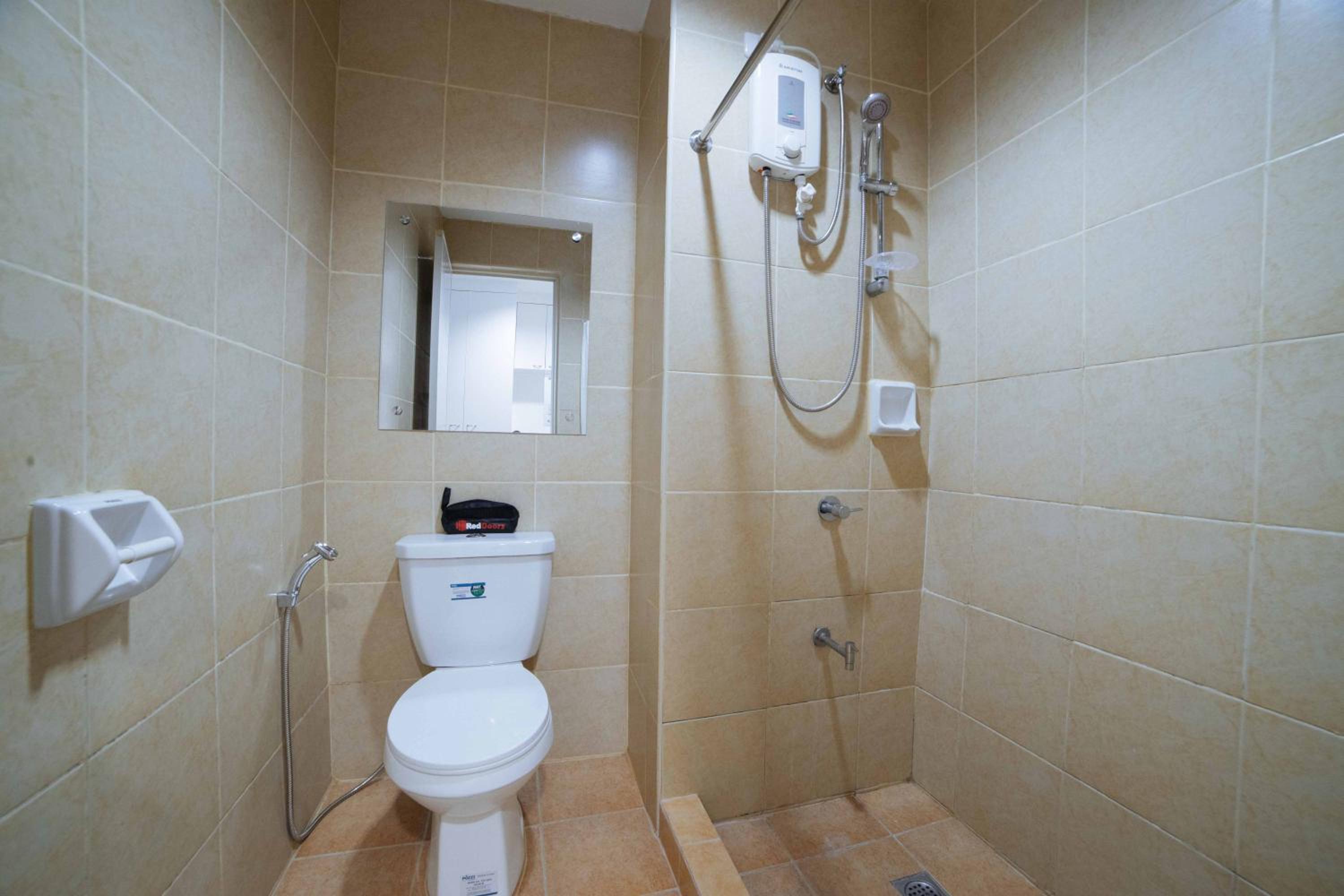 Double Room - Photo 5