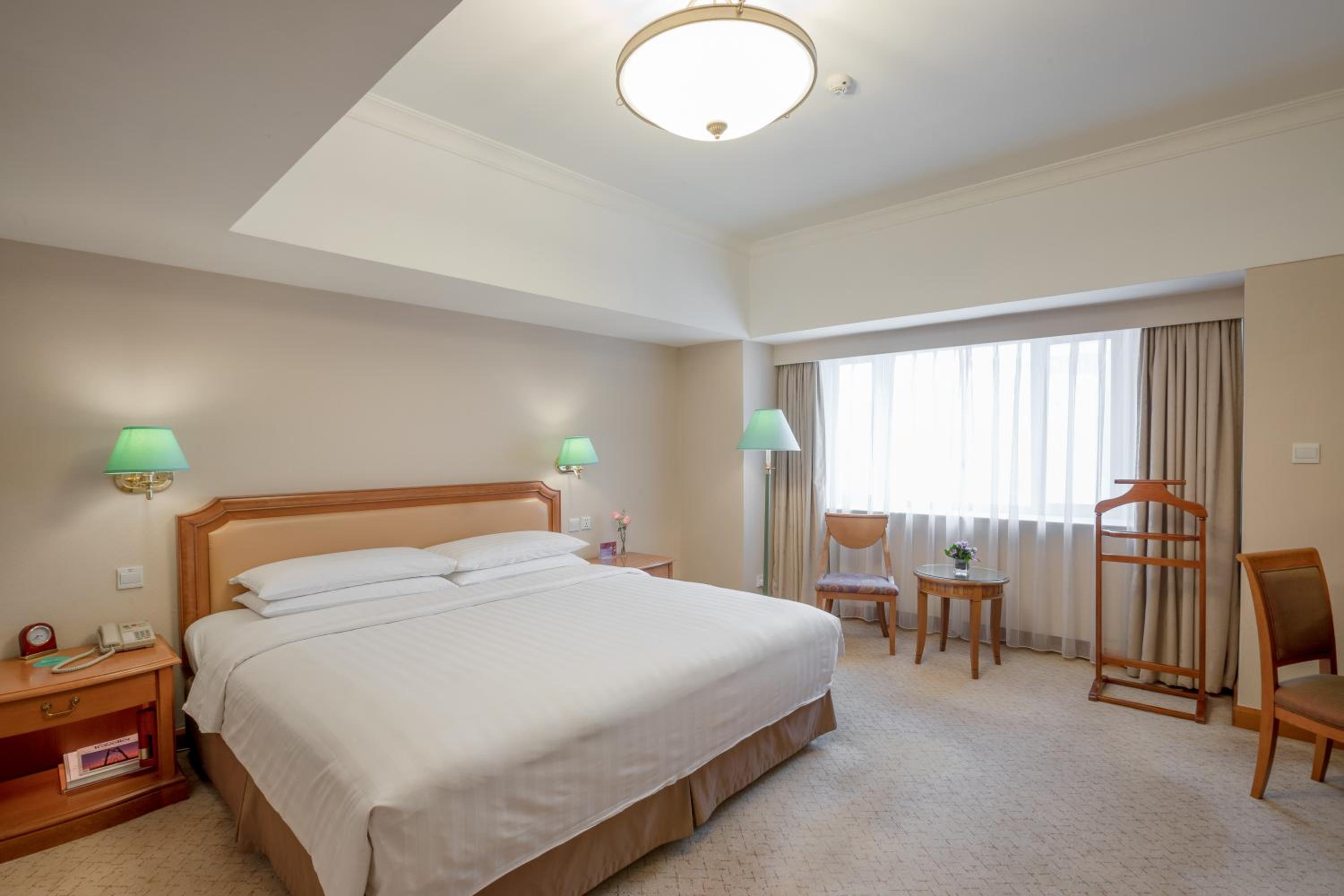 One-Bedroom Suite with One Living Area