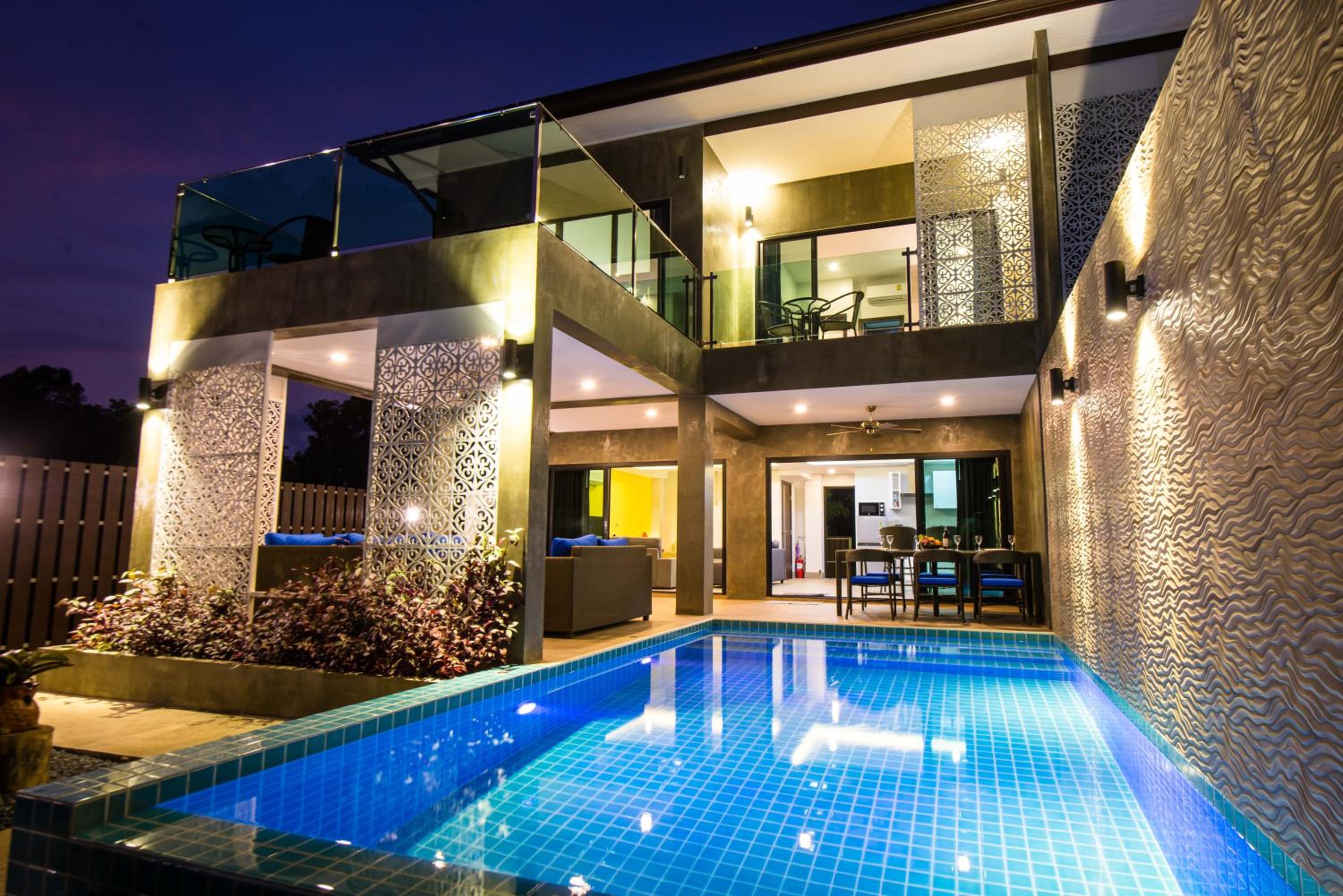Villa with Private Pool - Photo 67