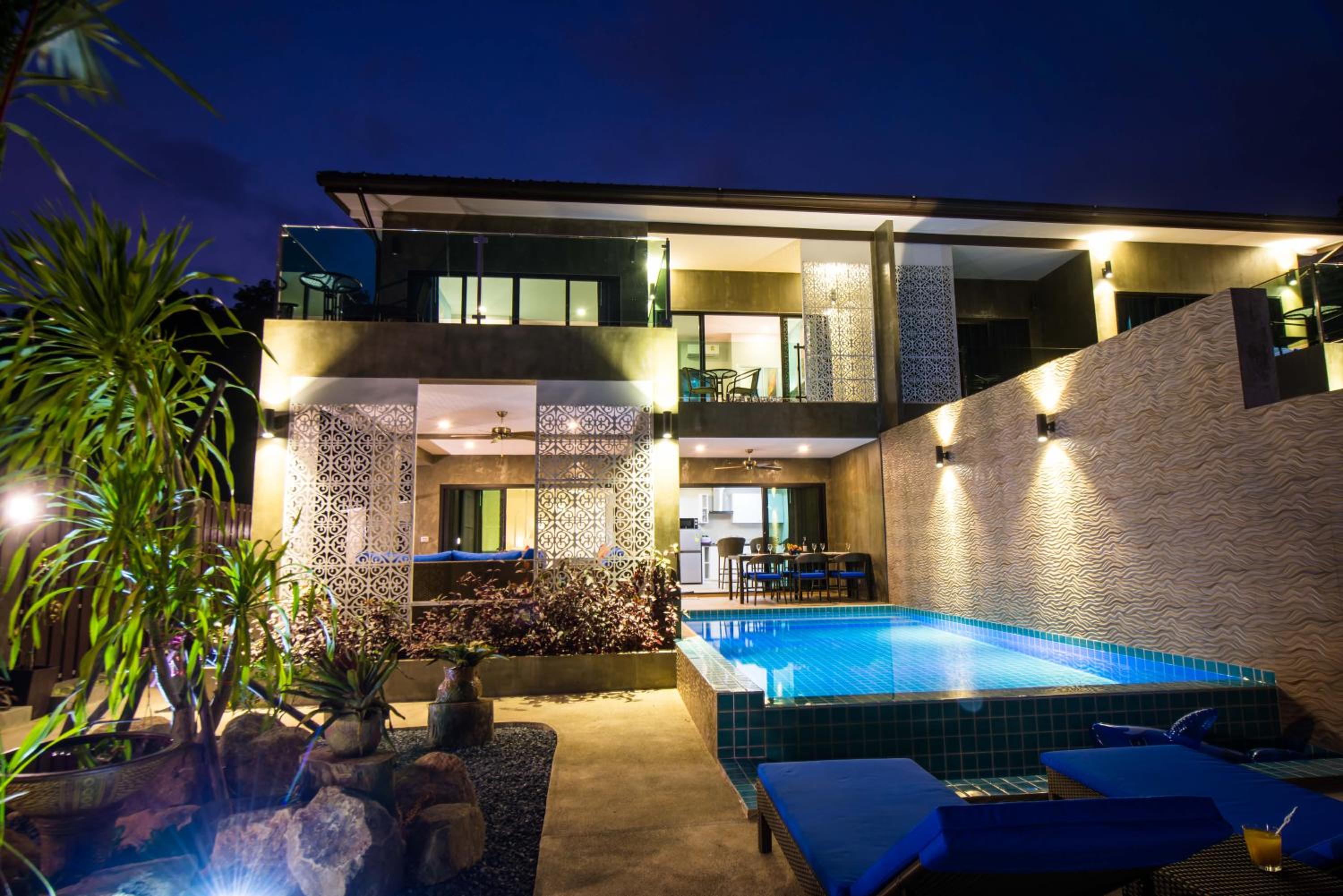 Villa with Private Pool - Photo 69