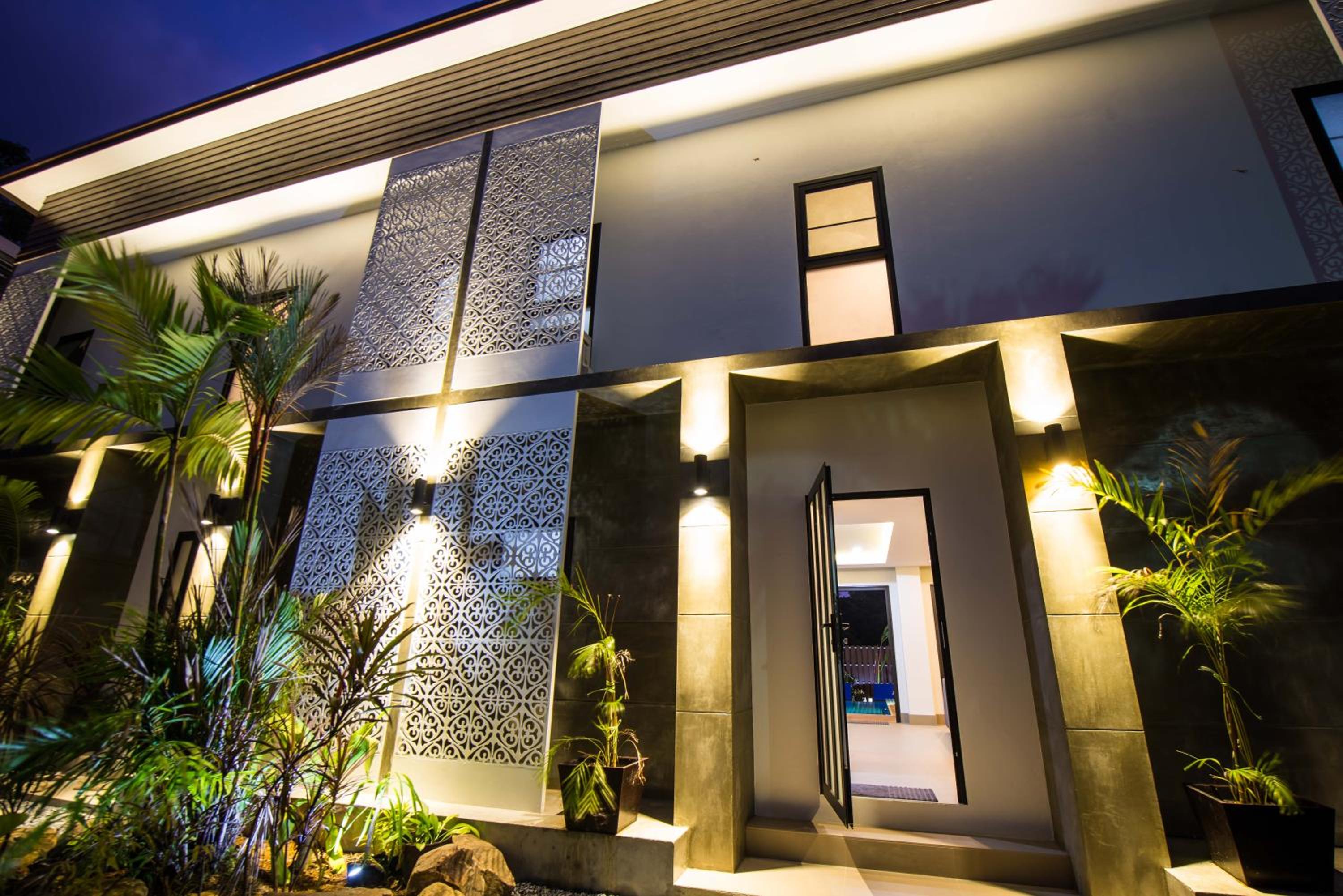 Villa with Private Pool - Photo 60