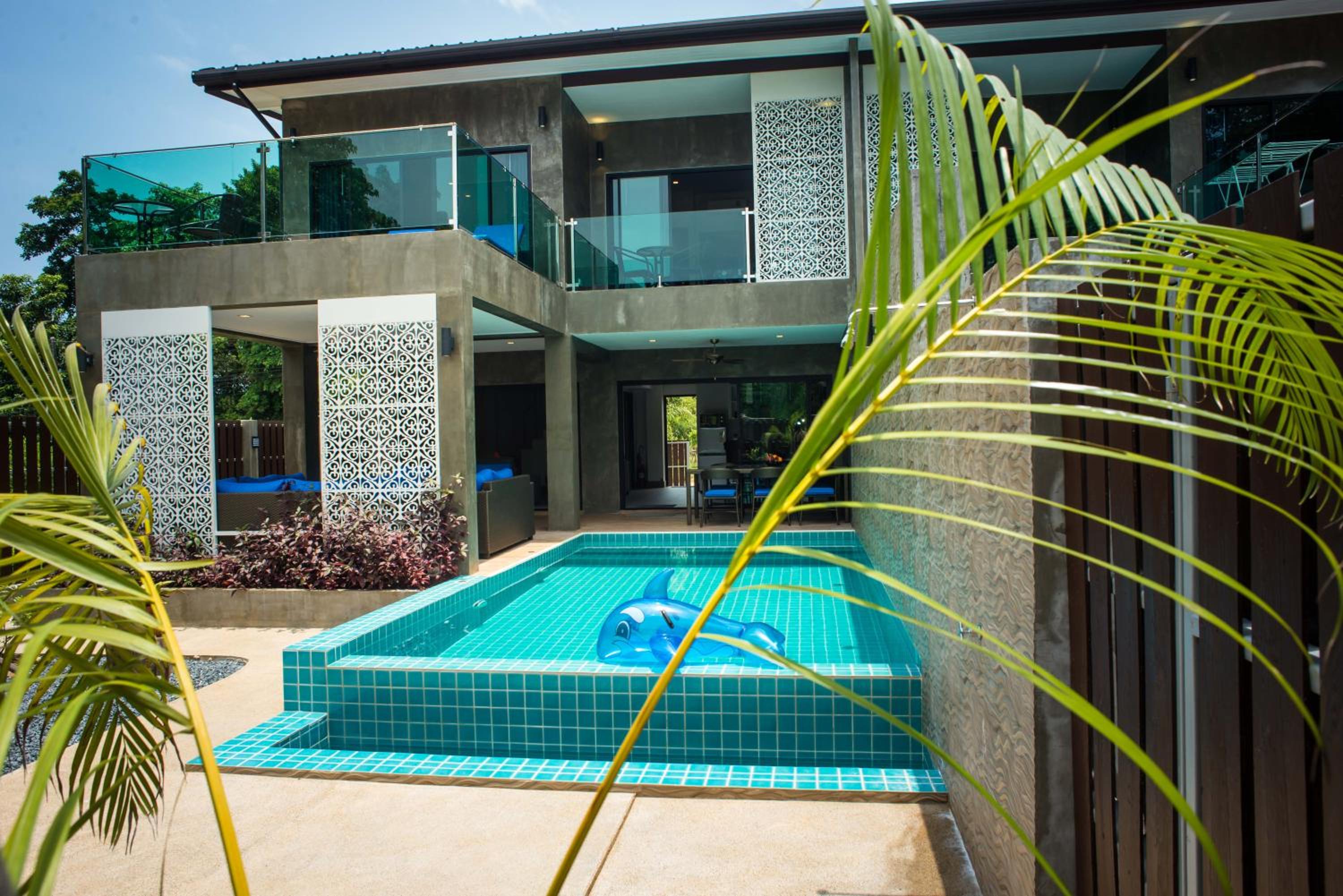 Villa with Private Pool - Photo 53