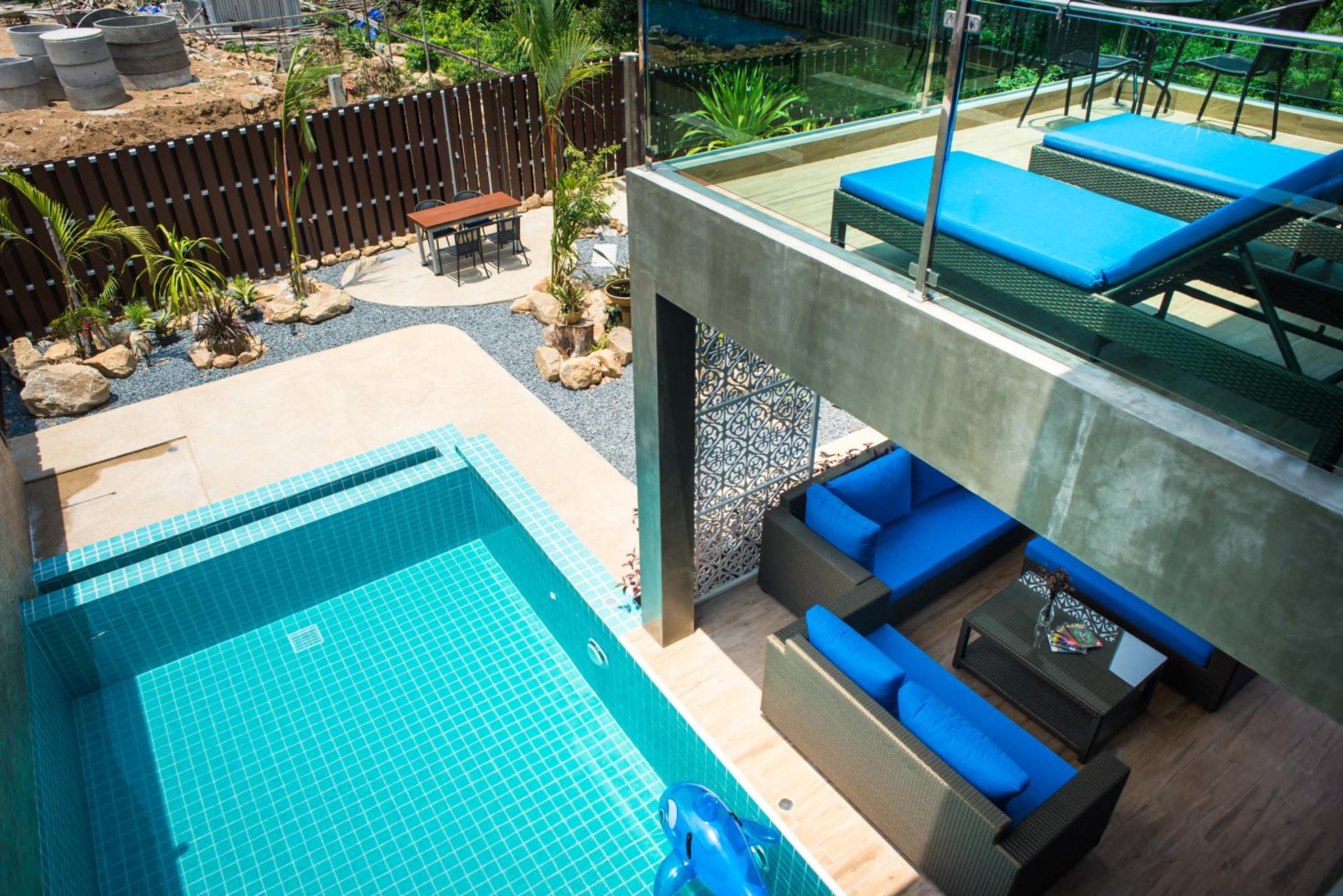 Villa with Private Pool - Photo 52