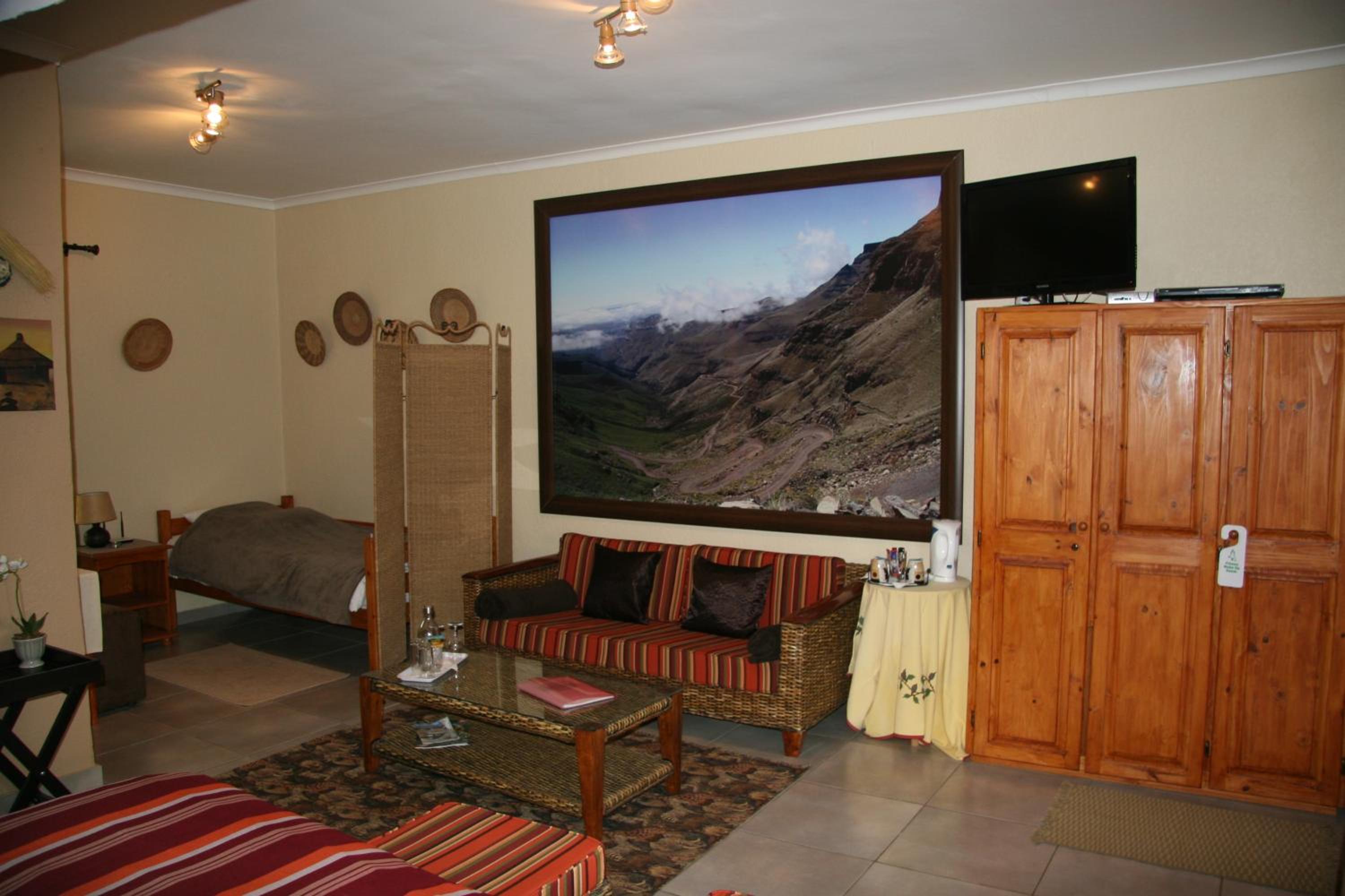 Family Room with Terrace photo 1