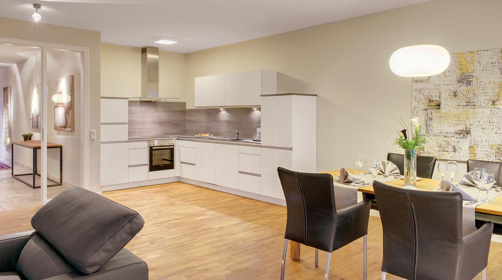 Two-Bedroom Apartment - Photo 2