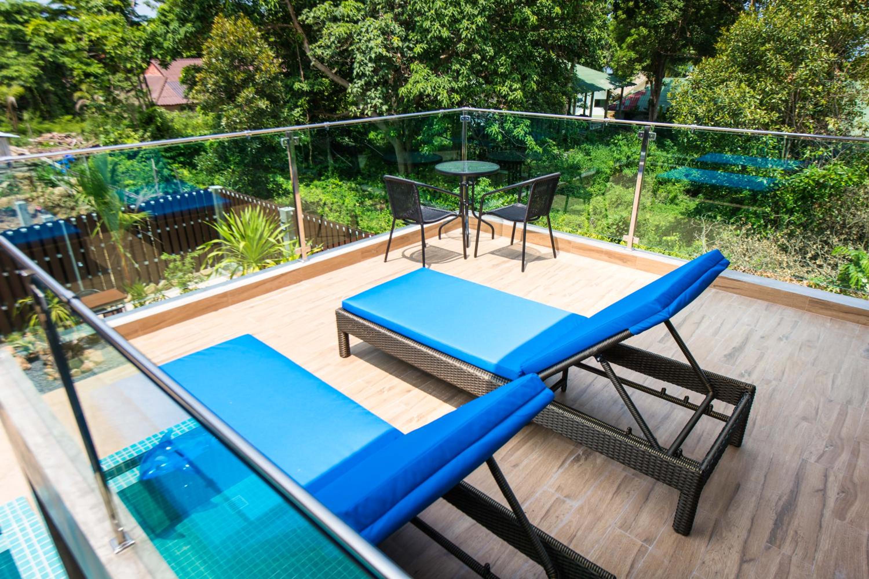 Villa with Private Pool - Photo 27