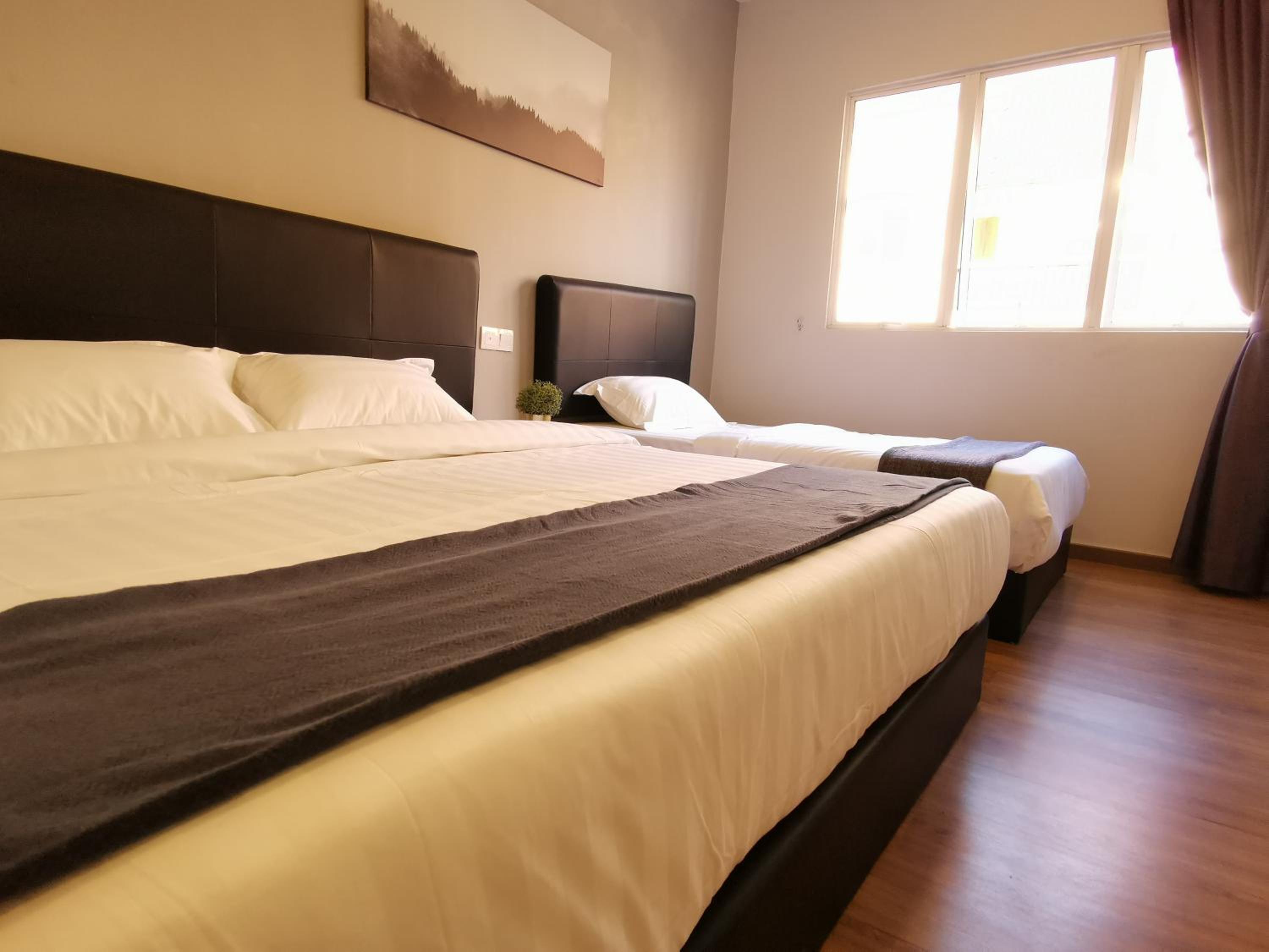 Superior Triple Room - Photo 3