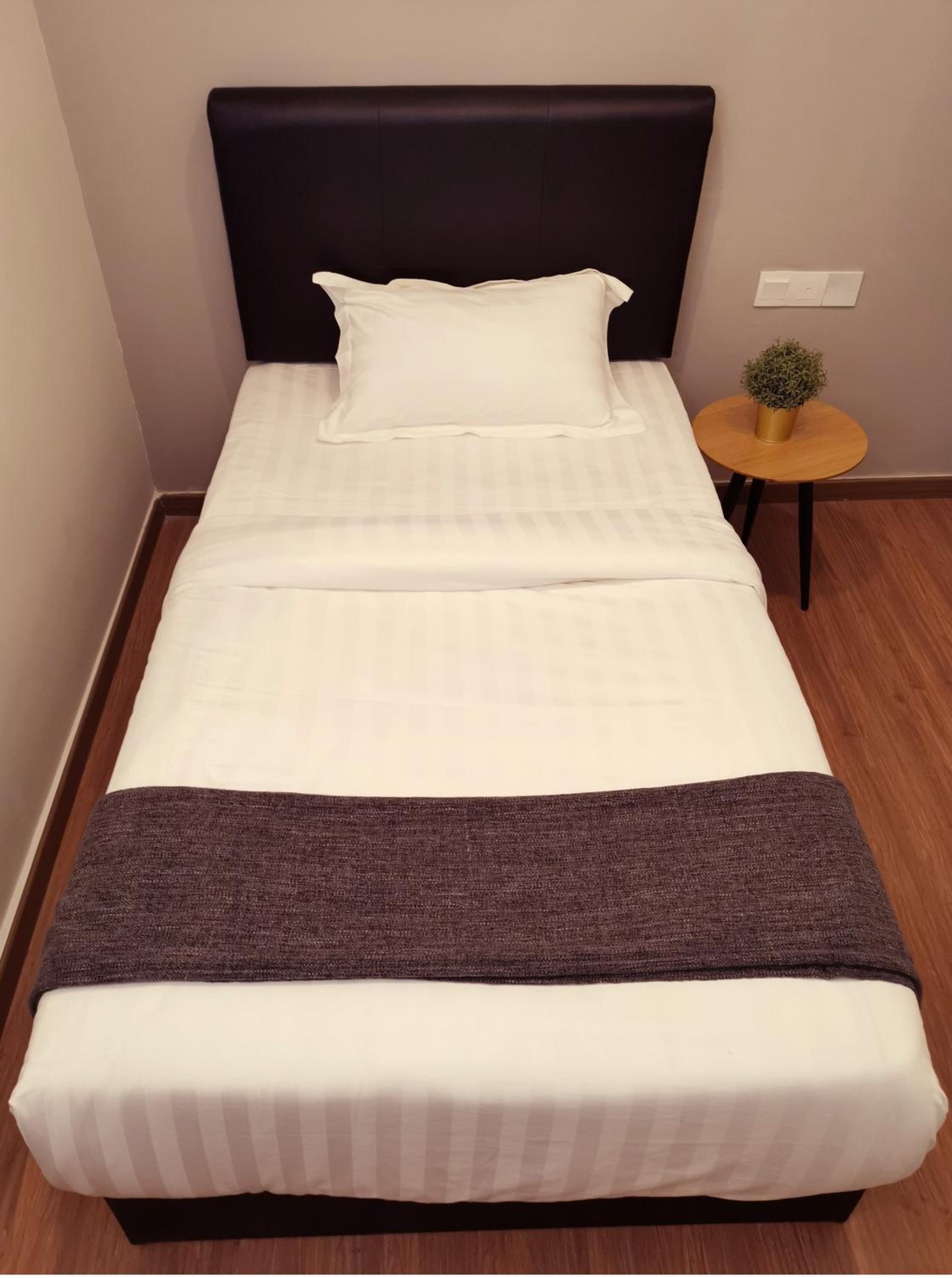 Single Room (without window) photo 2