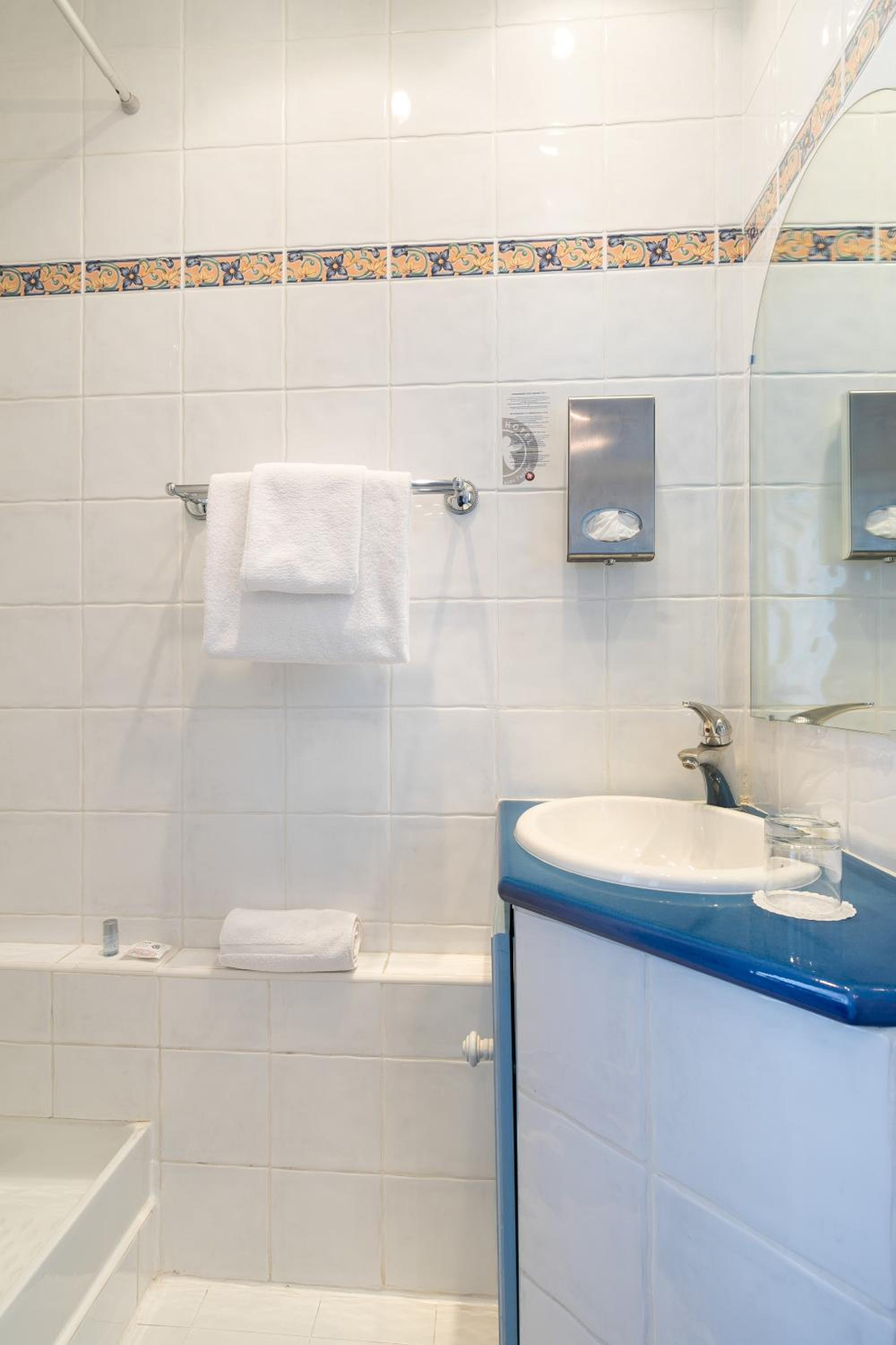 Standard Single Room - Non-Smoking