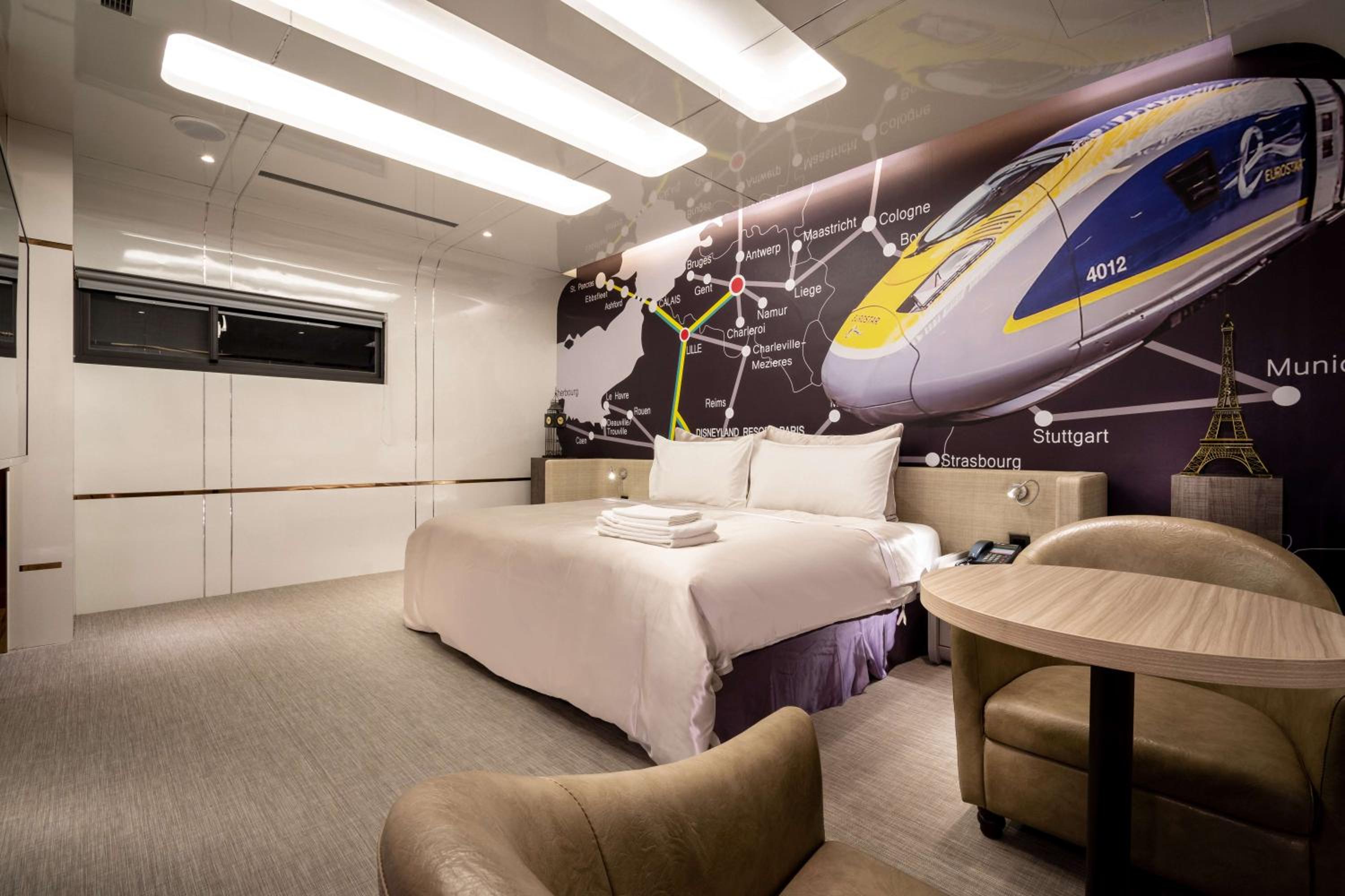 Business Double Room - No Garage and No Bathtub (No Pets Allowed) - Photo 4