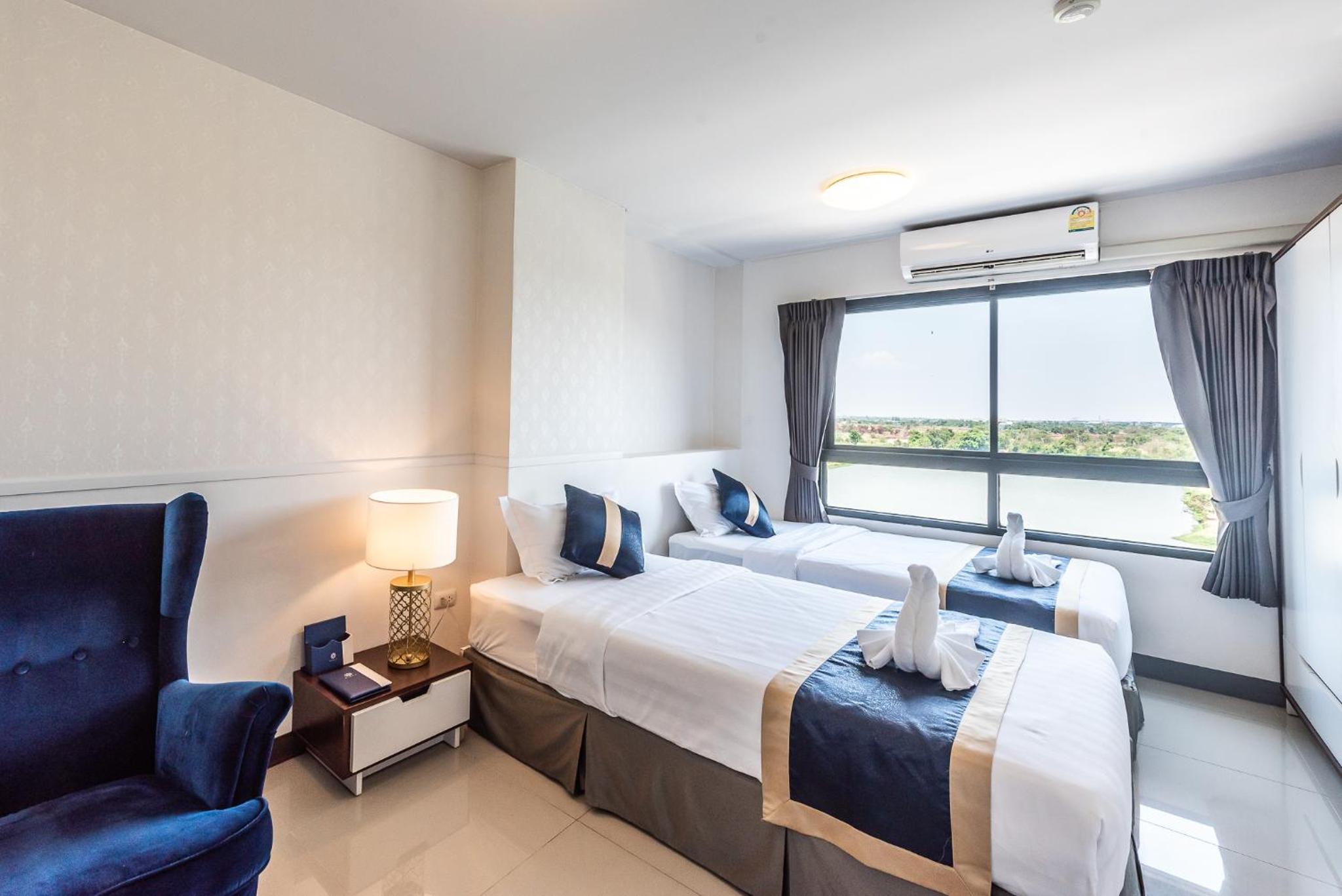 Standard Twin Room