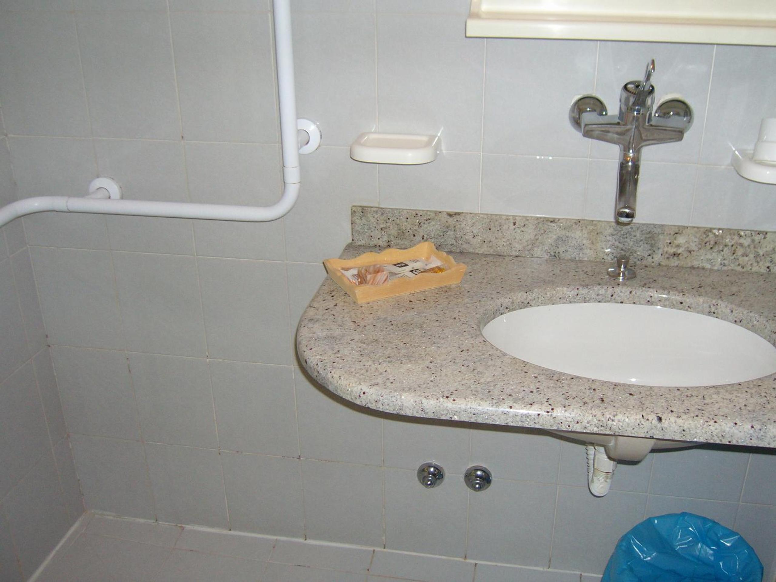Double Room - Disability Access photo 2