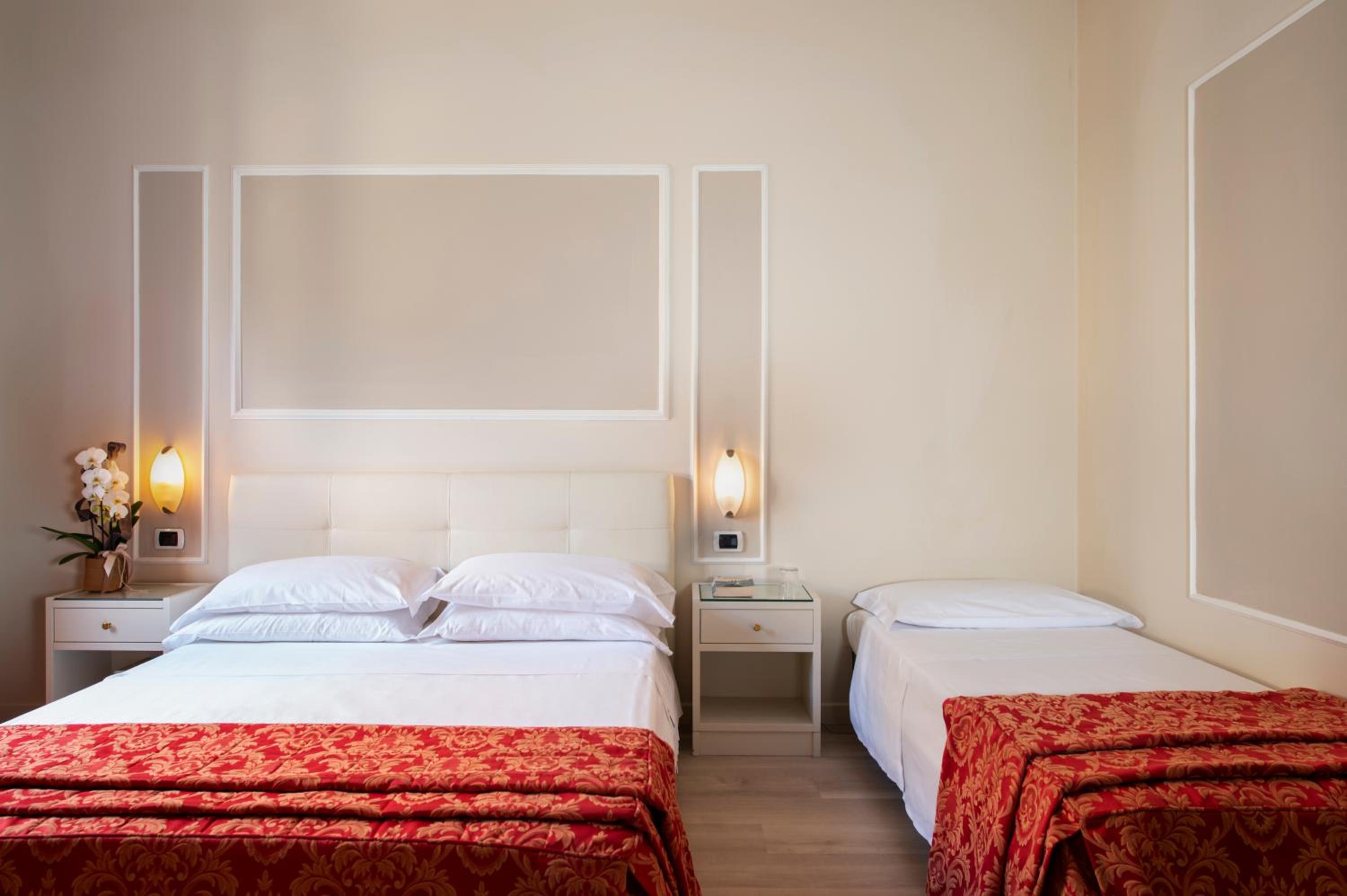 Triple Room - Photo 2