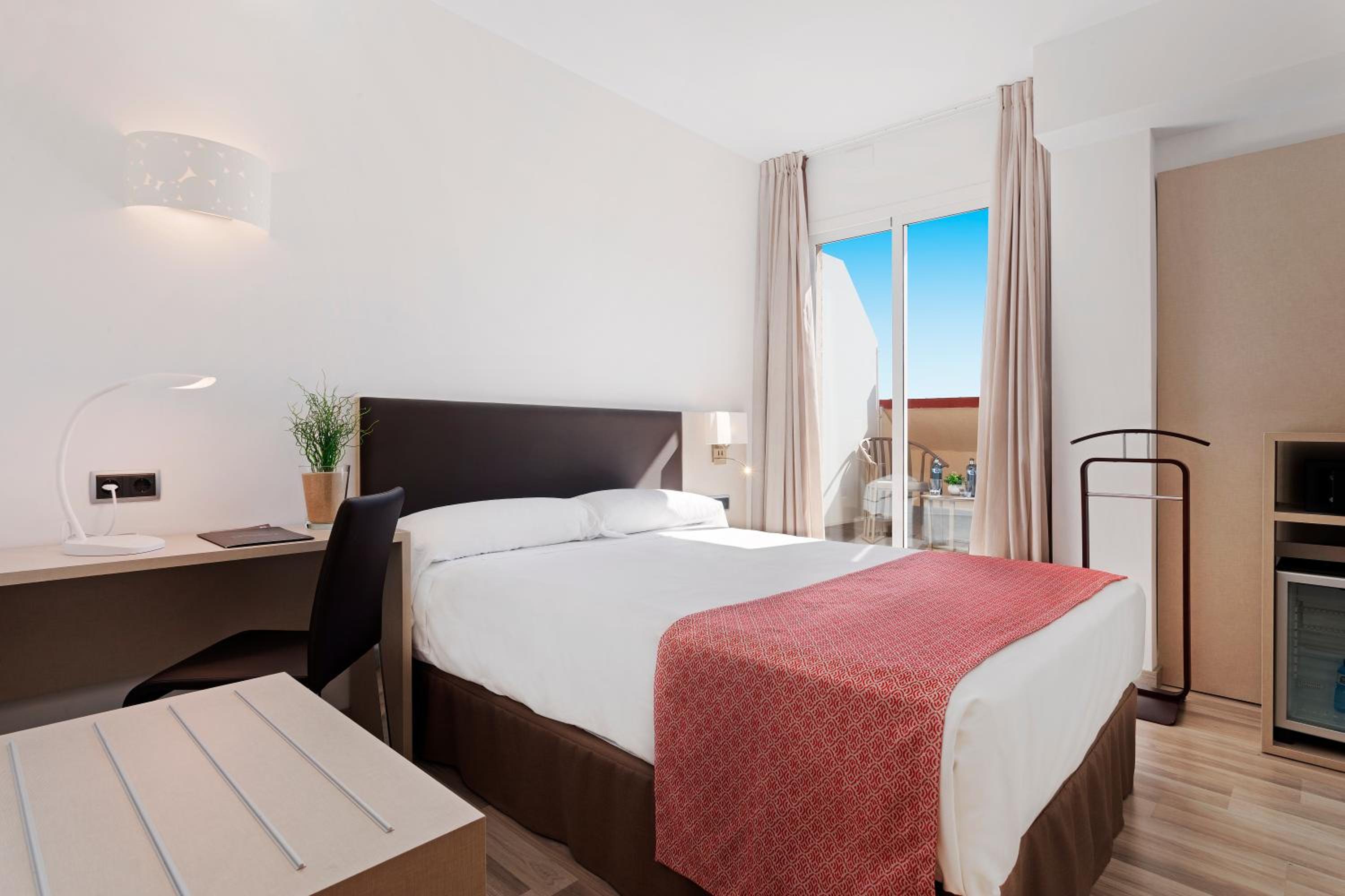 Double Room with Terrace - Photo 1