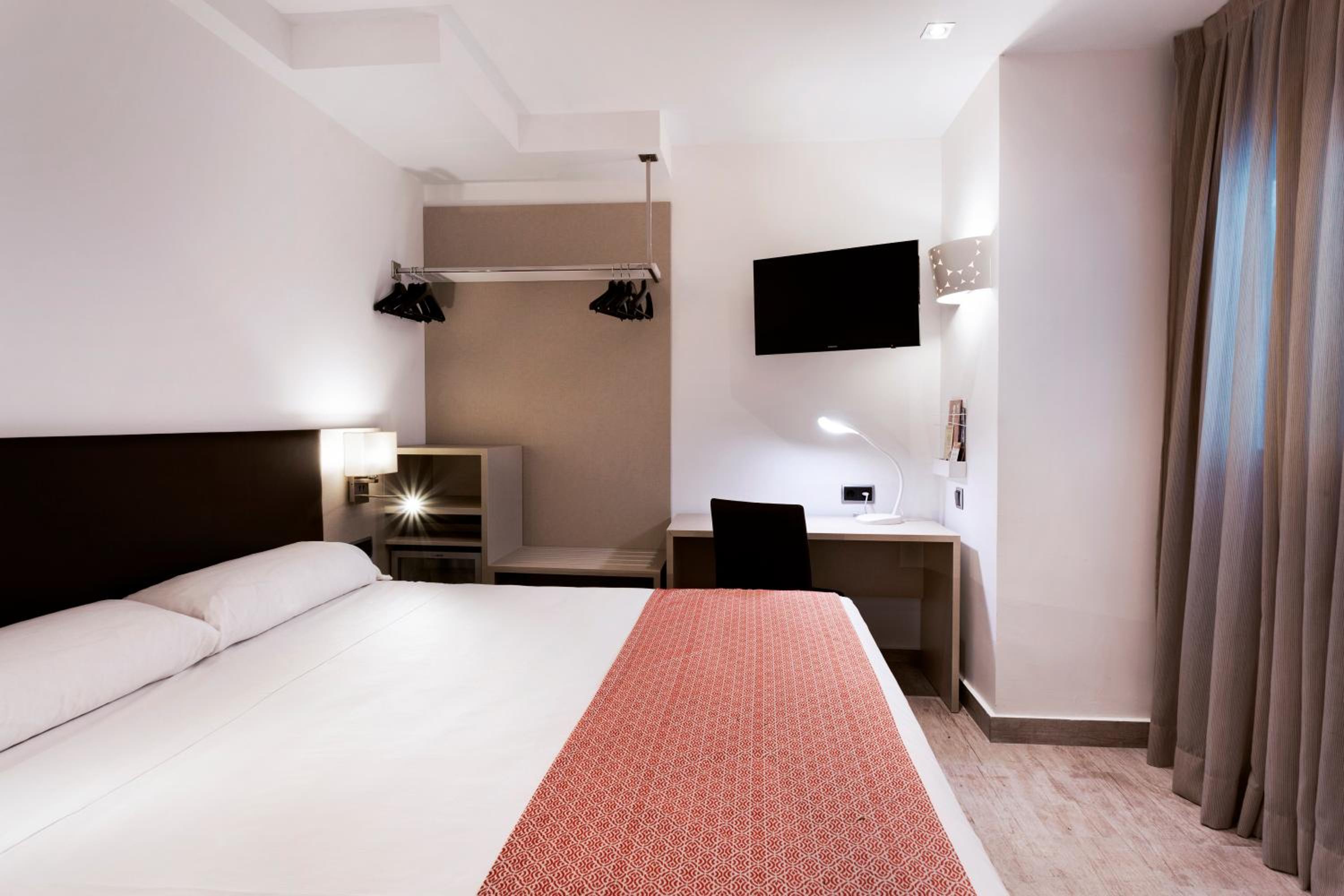 Premium Room - Photo 1